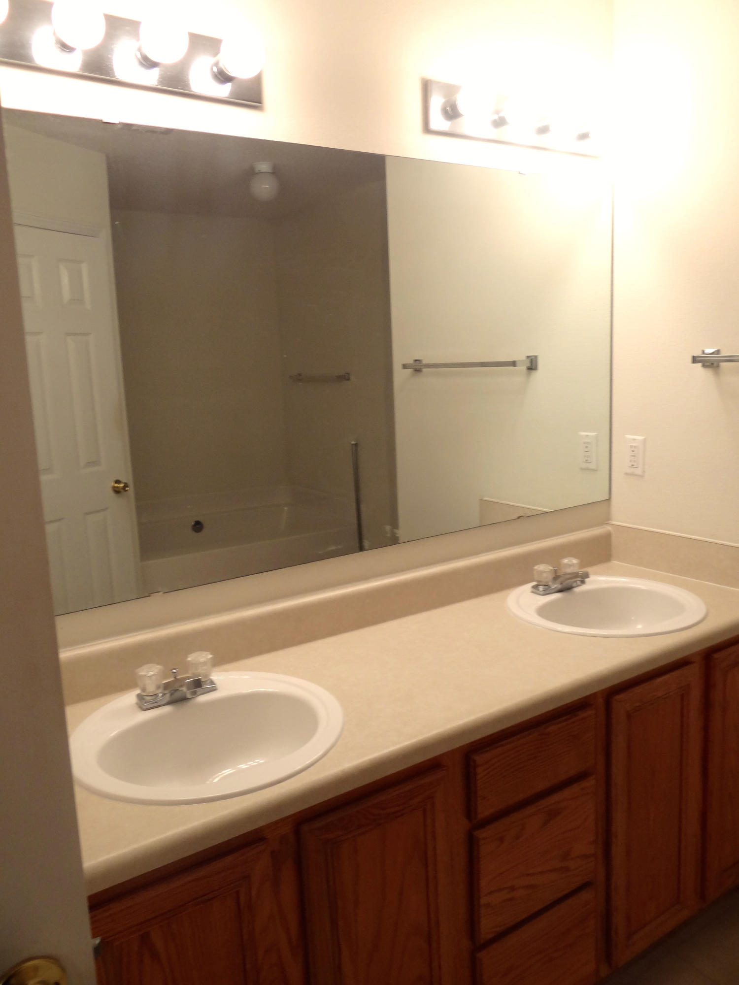 SHADOW OAK S/D - Residential