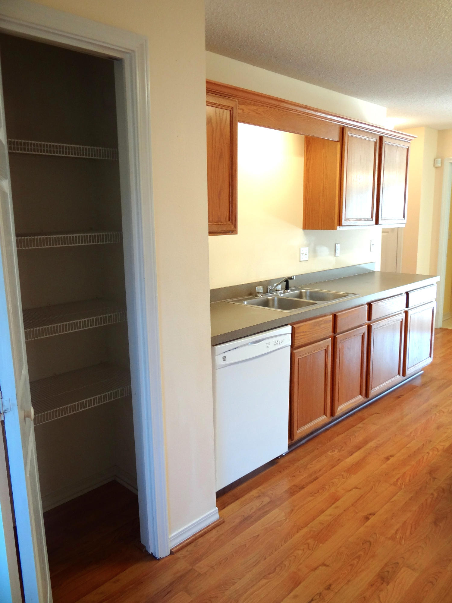 SHADOW OAK S/D - Residential