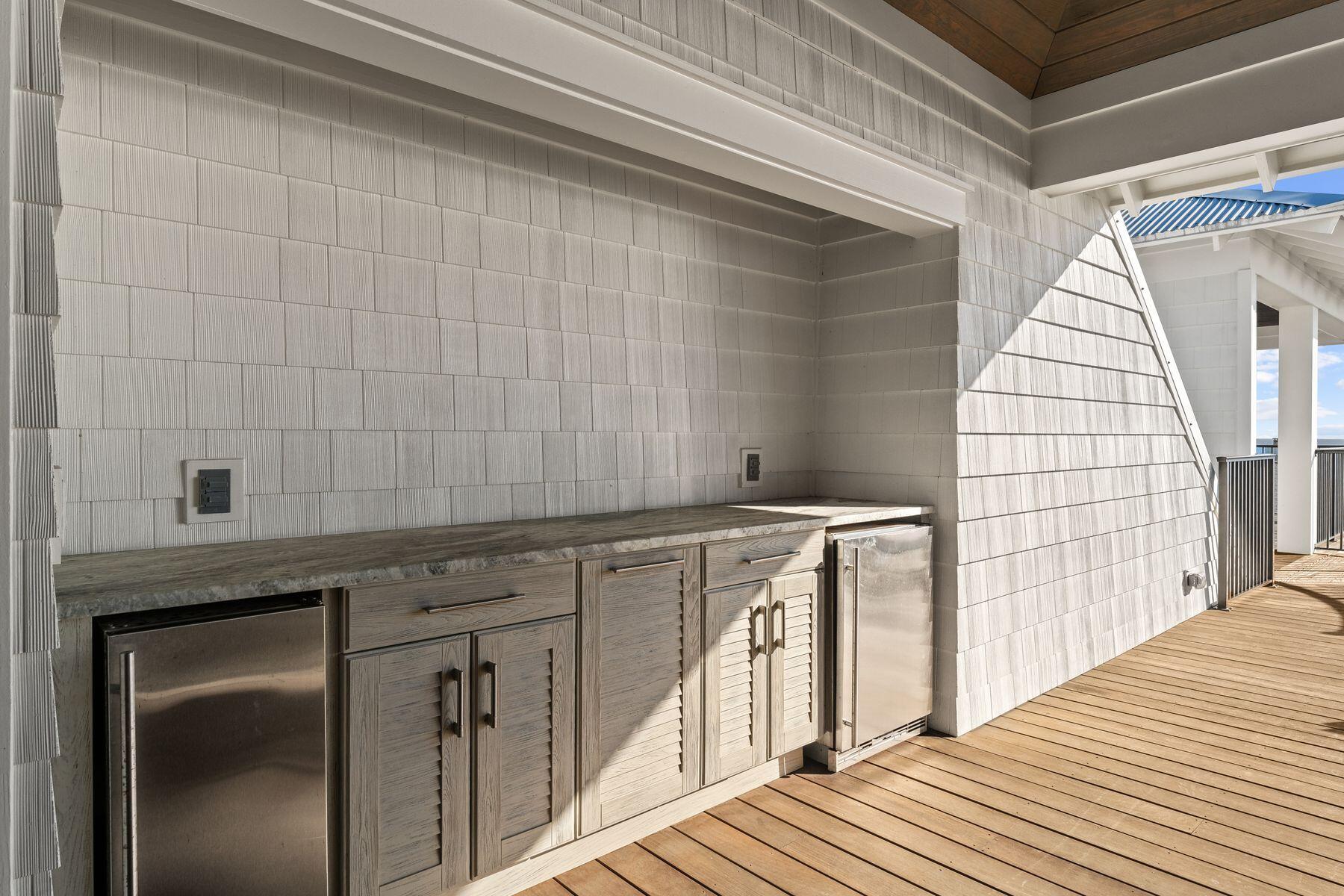 THE HOMESTEAD - Residential