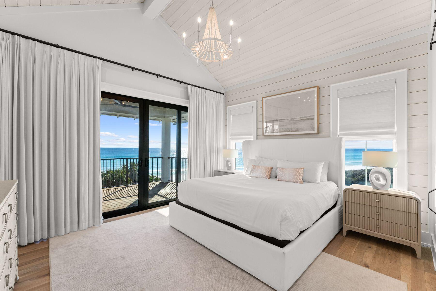 THE HOMESTEAD - Residential