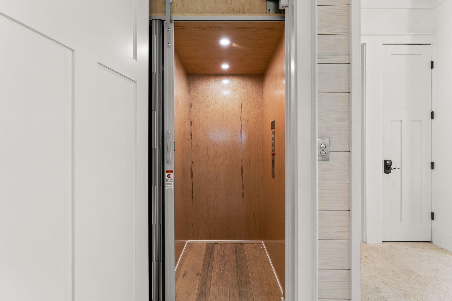 THE HOMESTEAD - Residential