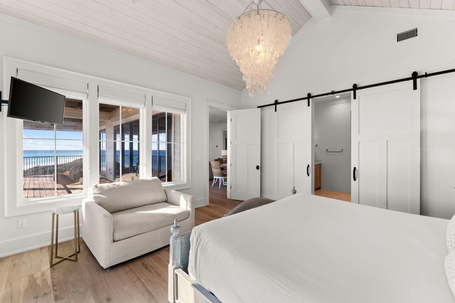 THE HOMESTEAD - Residential