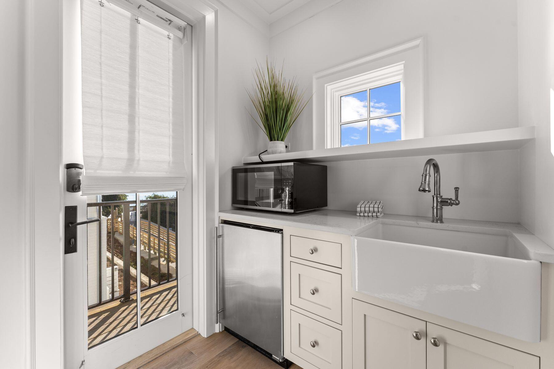 THE HOMESTEAD - Residential