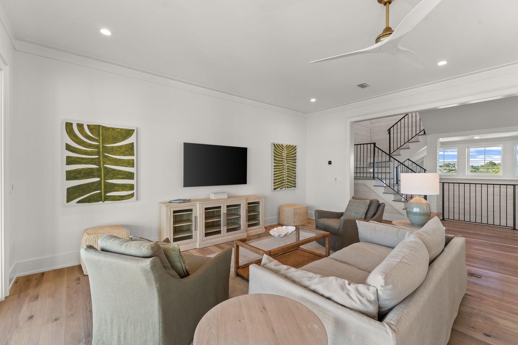 THE HOMESTEAD - Residential