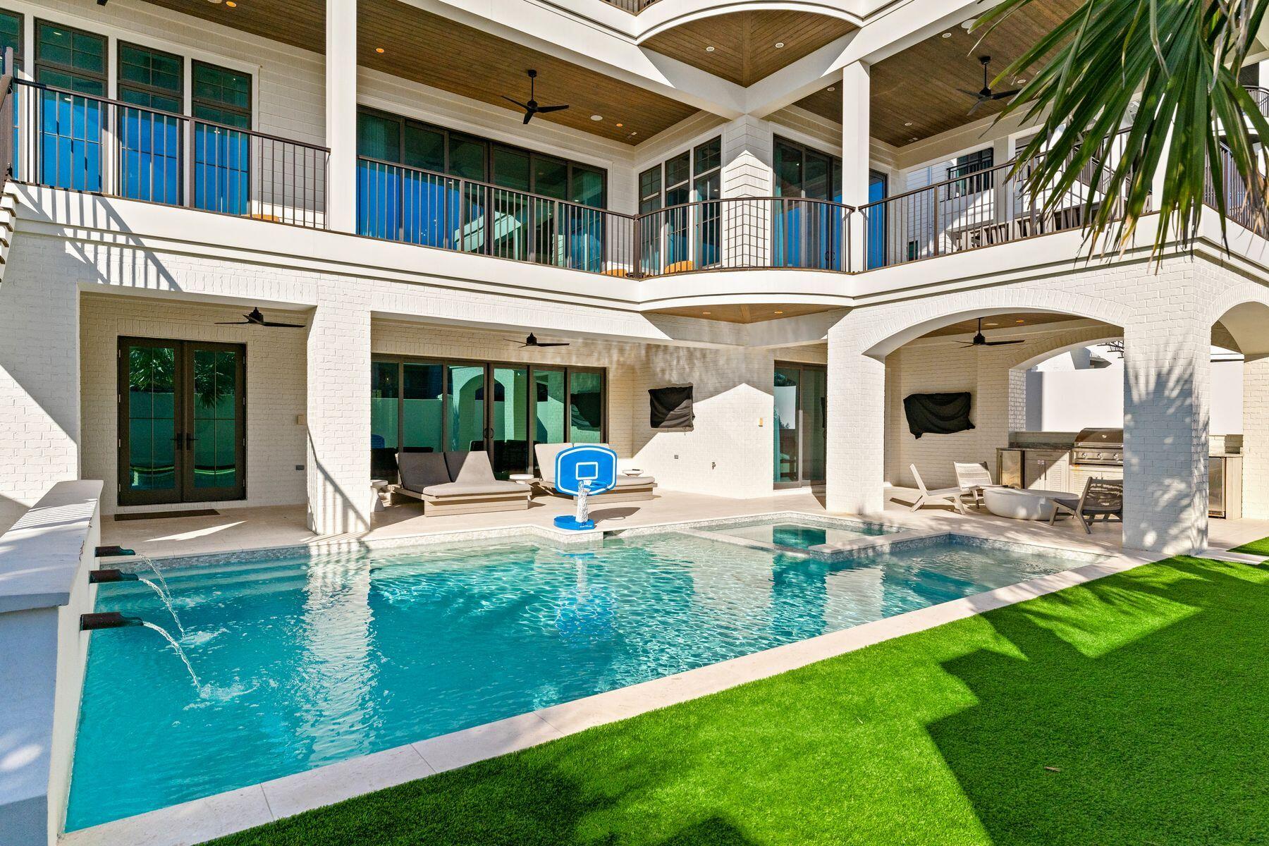 THE HOMESTEAD - Residential