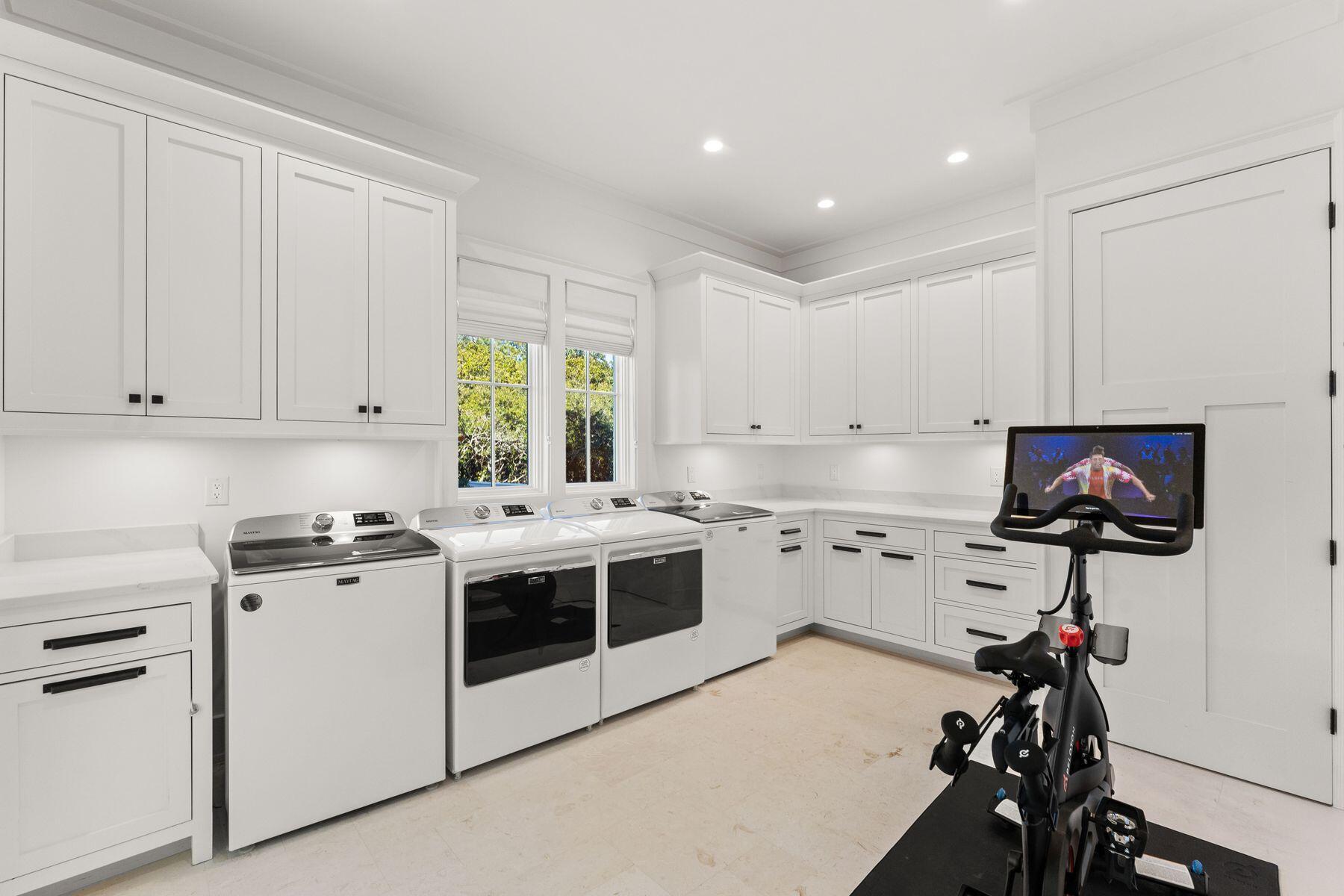 THE HOMESTEAD - Residential