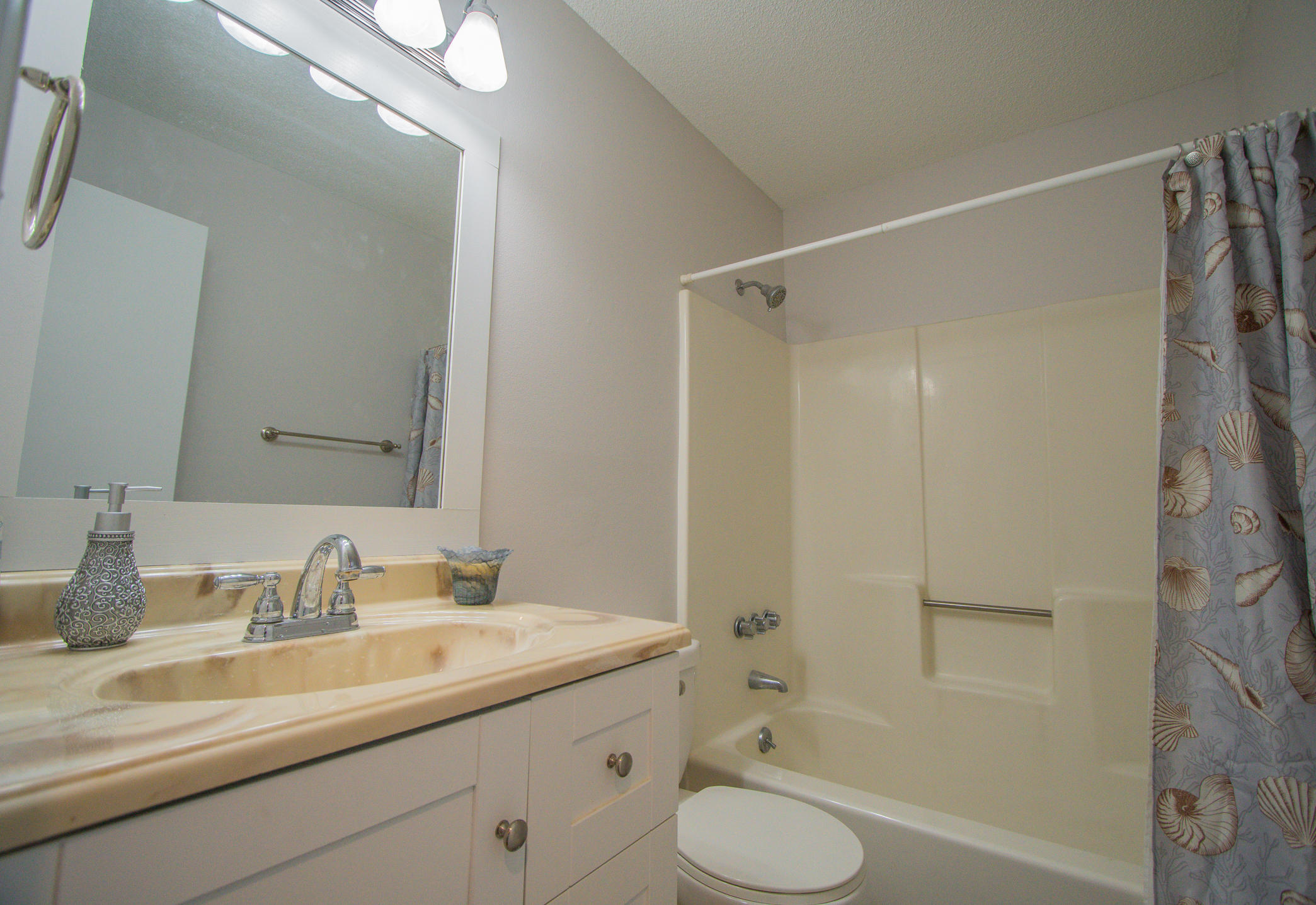 HIDDEN TRAILS PH 3 - Residential