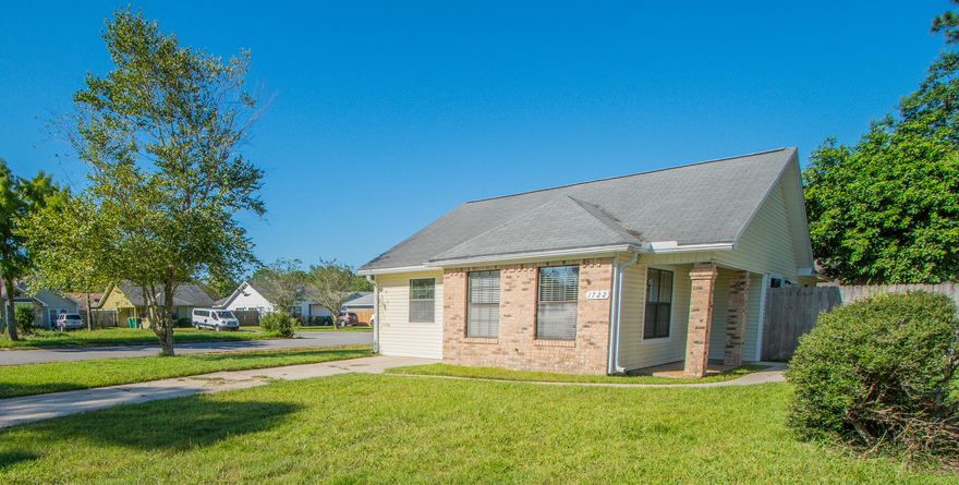 Newly Renovated Charming 3 bedroom 2 bath home central to Hurlburt Field & Eglin AFB, Fort Walton beaches, dining and shopping. New laminate wood flooring throughout, NO CARPET, New Paint & Fixtures throughout. Kitchen upgrade includes quartz countertops, double sink, disposal, refrigerator with water/ice dispensor. Plenty of cabinets with separate pantry. French door entry from kitchen to private back yard for sunset morning. Cozy dining room set up with sliding glass entry to fenced back yard. Garage was converted to a 3rd bedroom, or entertainment room of your choice. Master located off the back of the home with a private sliding glass entry to the back yard screened and covered patio.