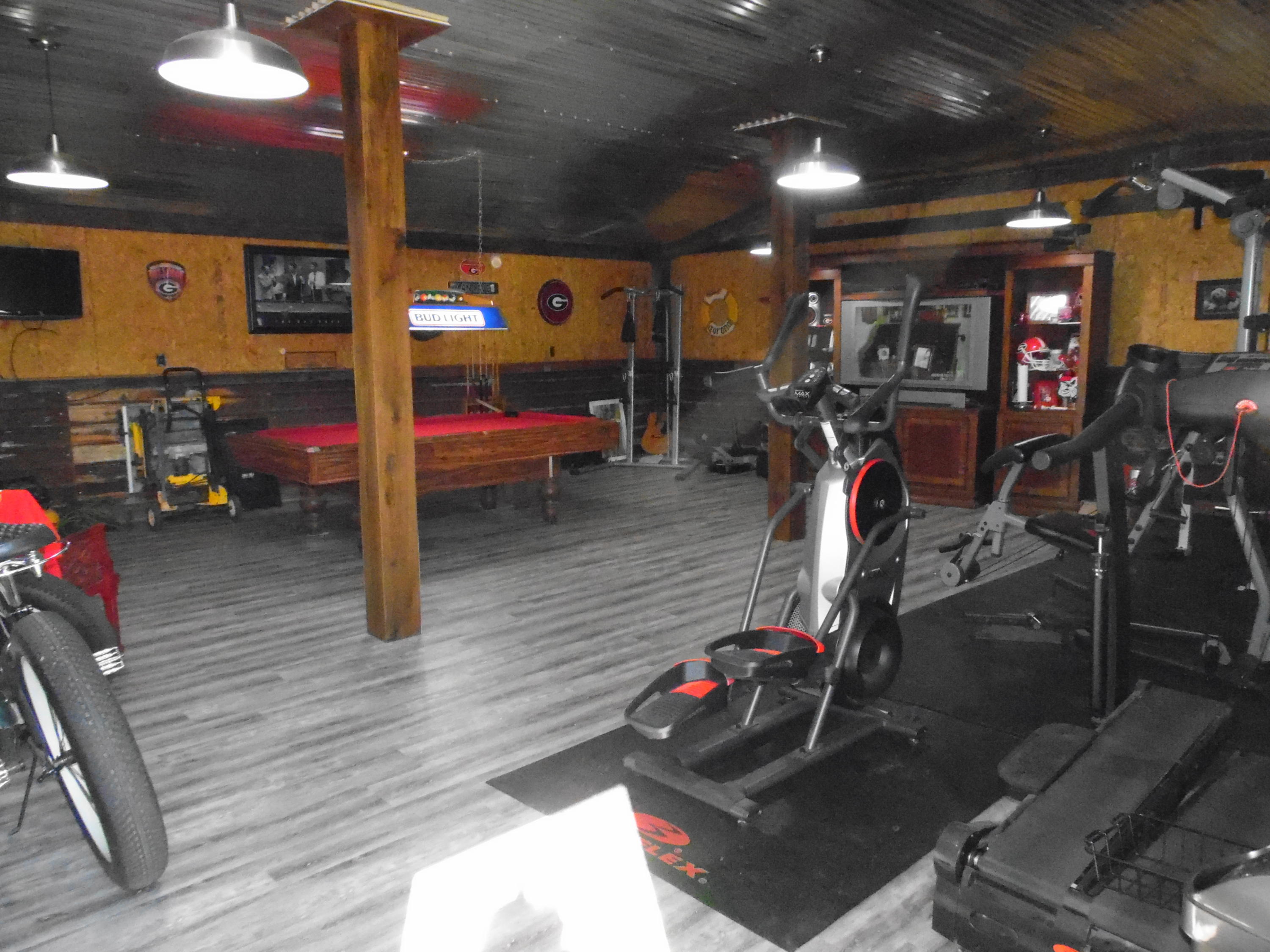 BRANDON OAKS 2ND ADD - Residential