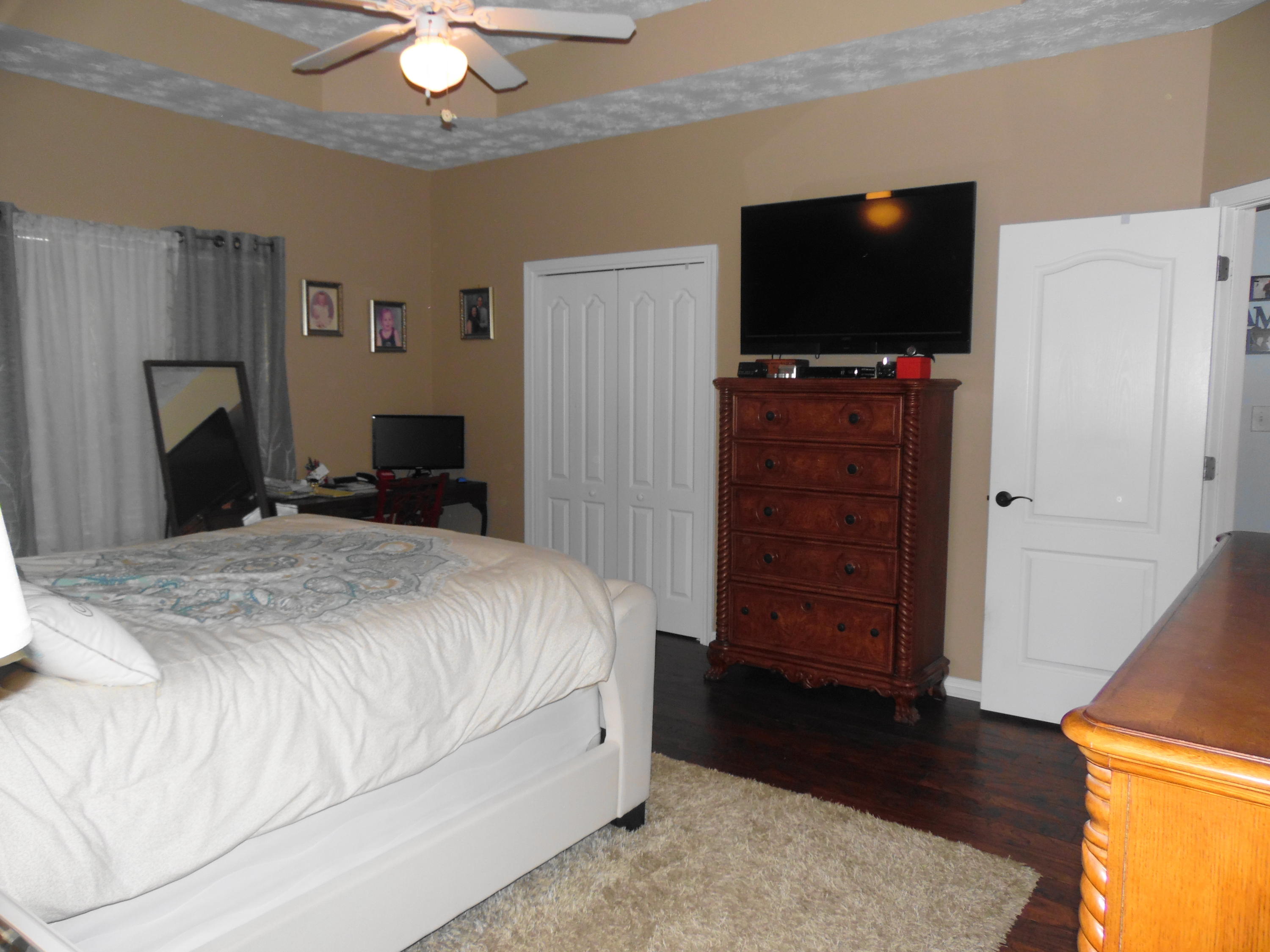 BRANDON OAKS 2ND ADD - Residential