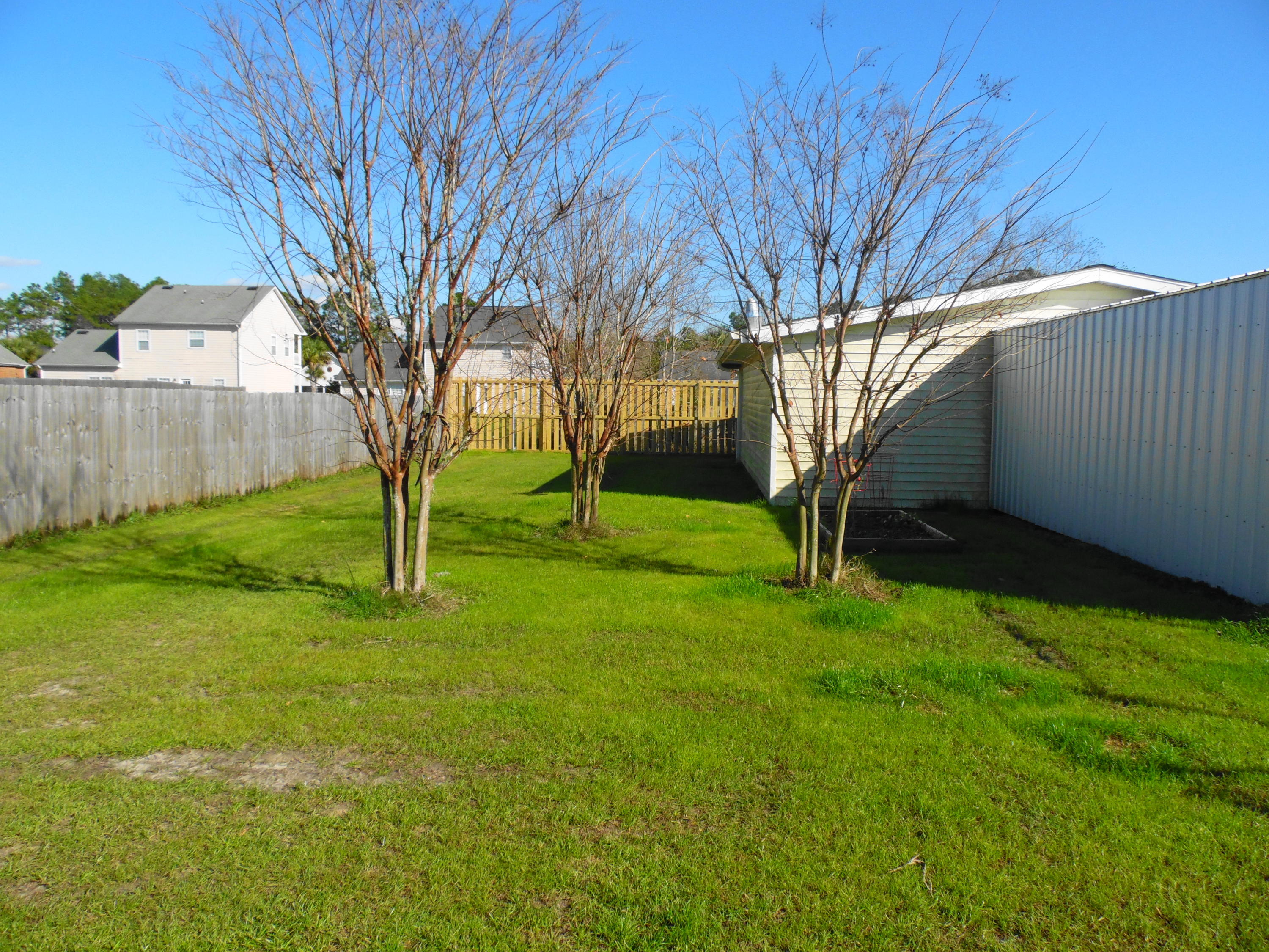 BRANDON OAKS 2ND ADD - Residential