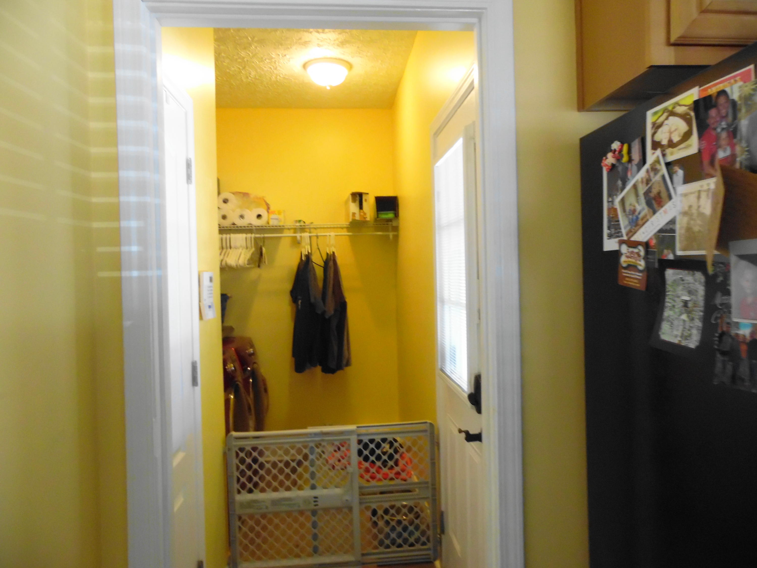 BRANDON OAKS 2ND ADD - Residential