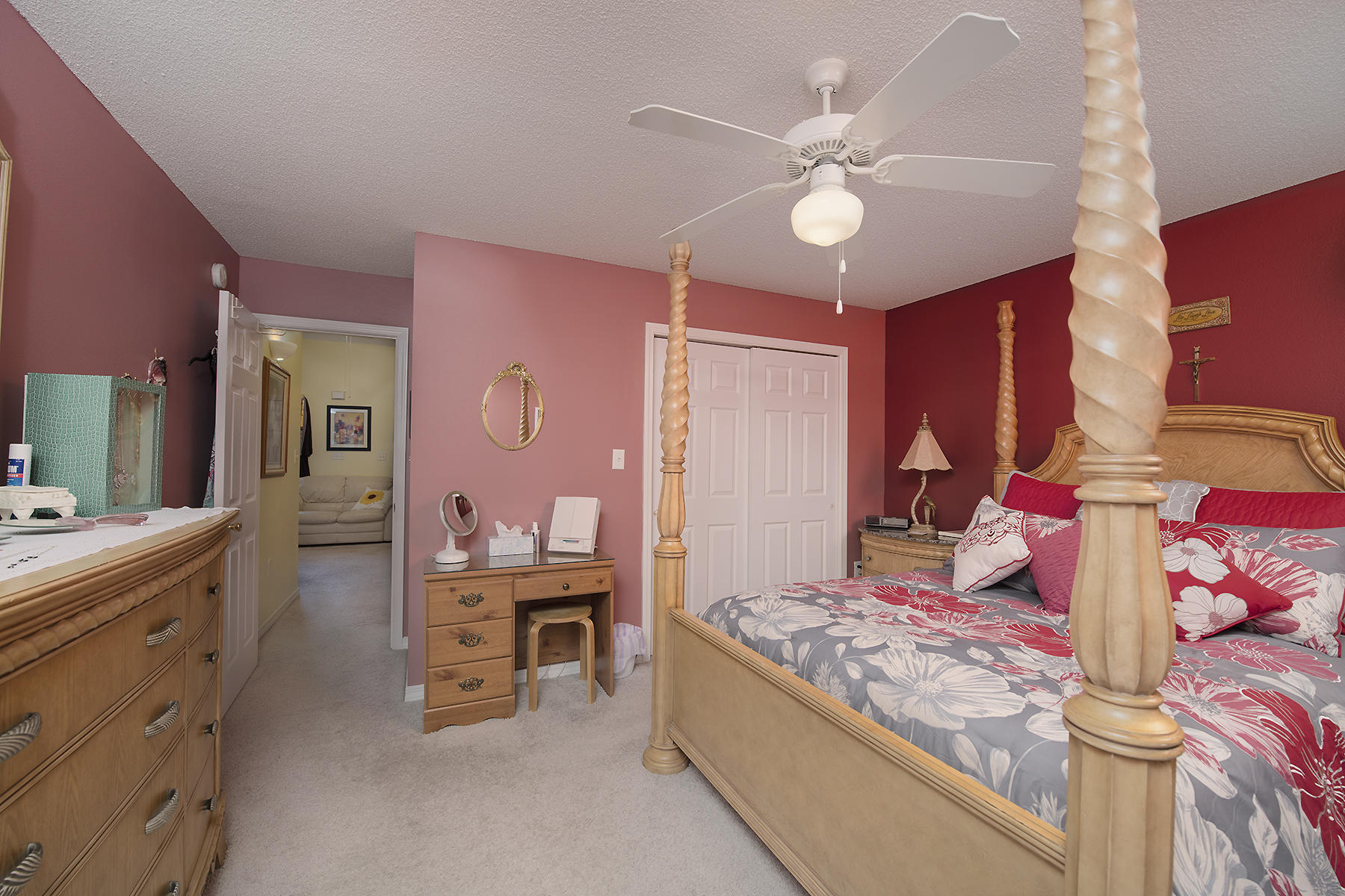 SANTA ROSA OAKS CONDOMINIUM - Residential