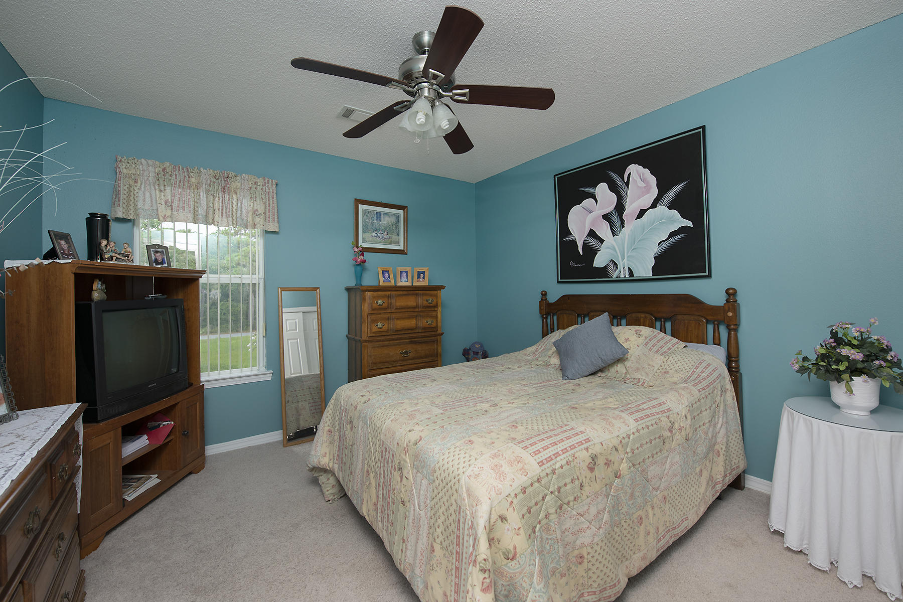 SANTA ROSA OAKS CONDOMINIUM - Residential