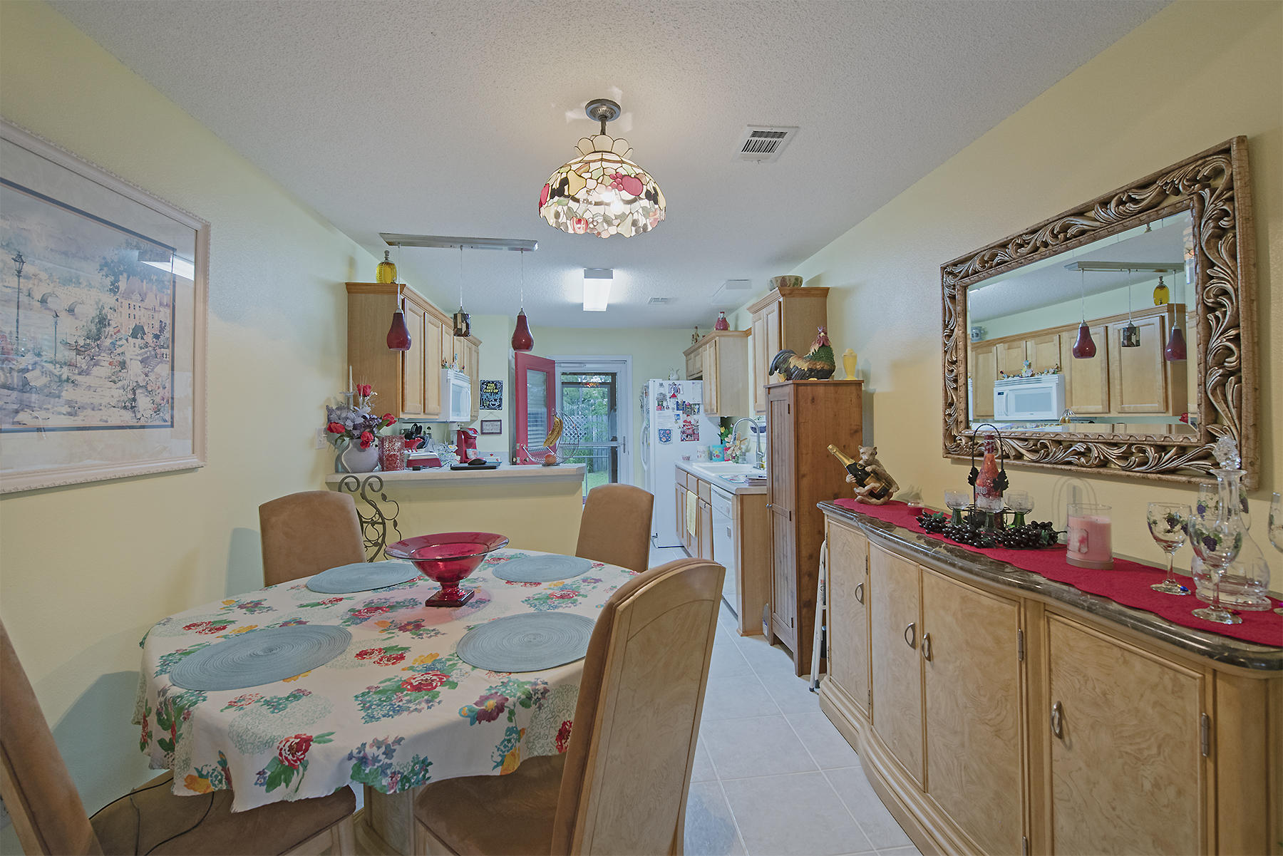 SANTA ROSA OAKS CONDOMINIUM - Residential