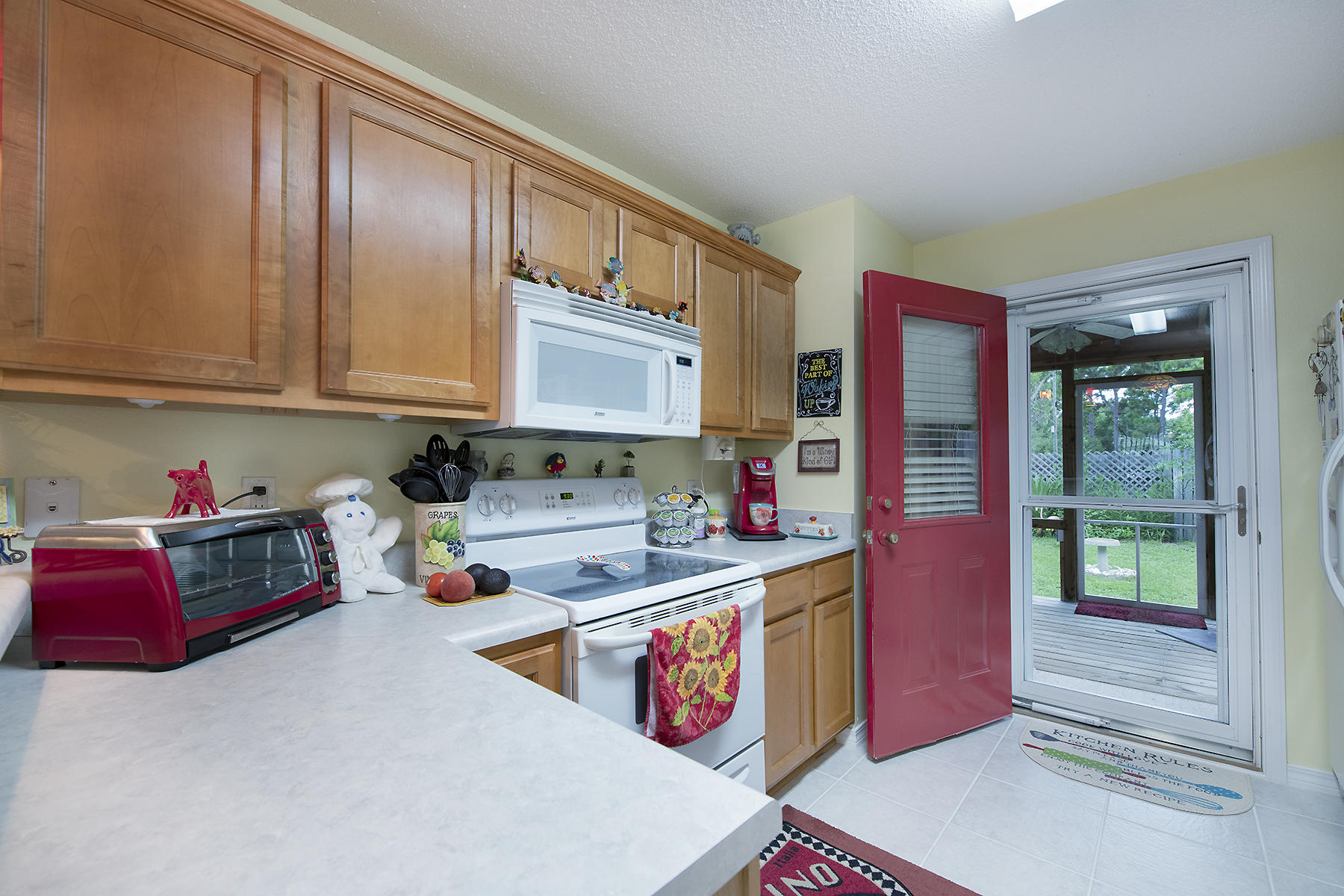 SANTA ROSA OAKS CONDOMINIUM - Residential