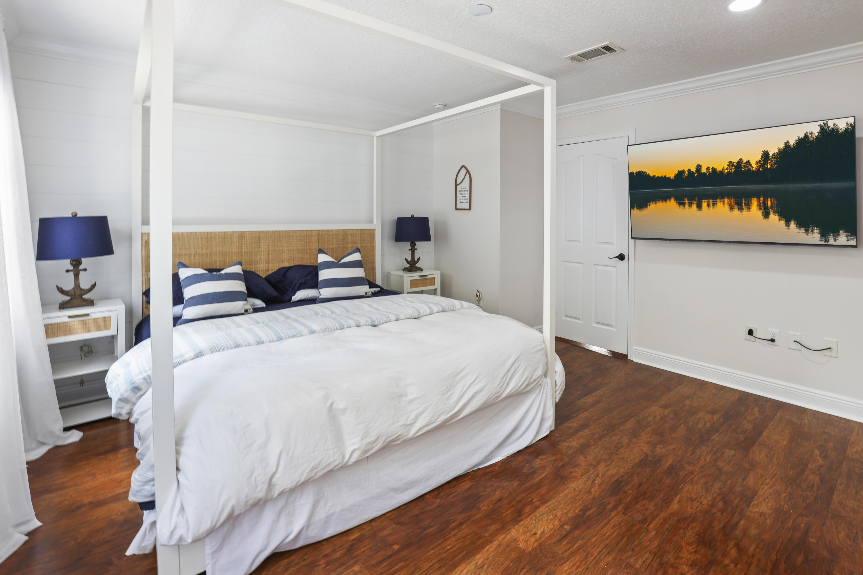 Sacred Oaks - Residential