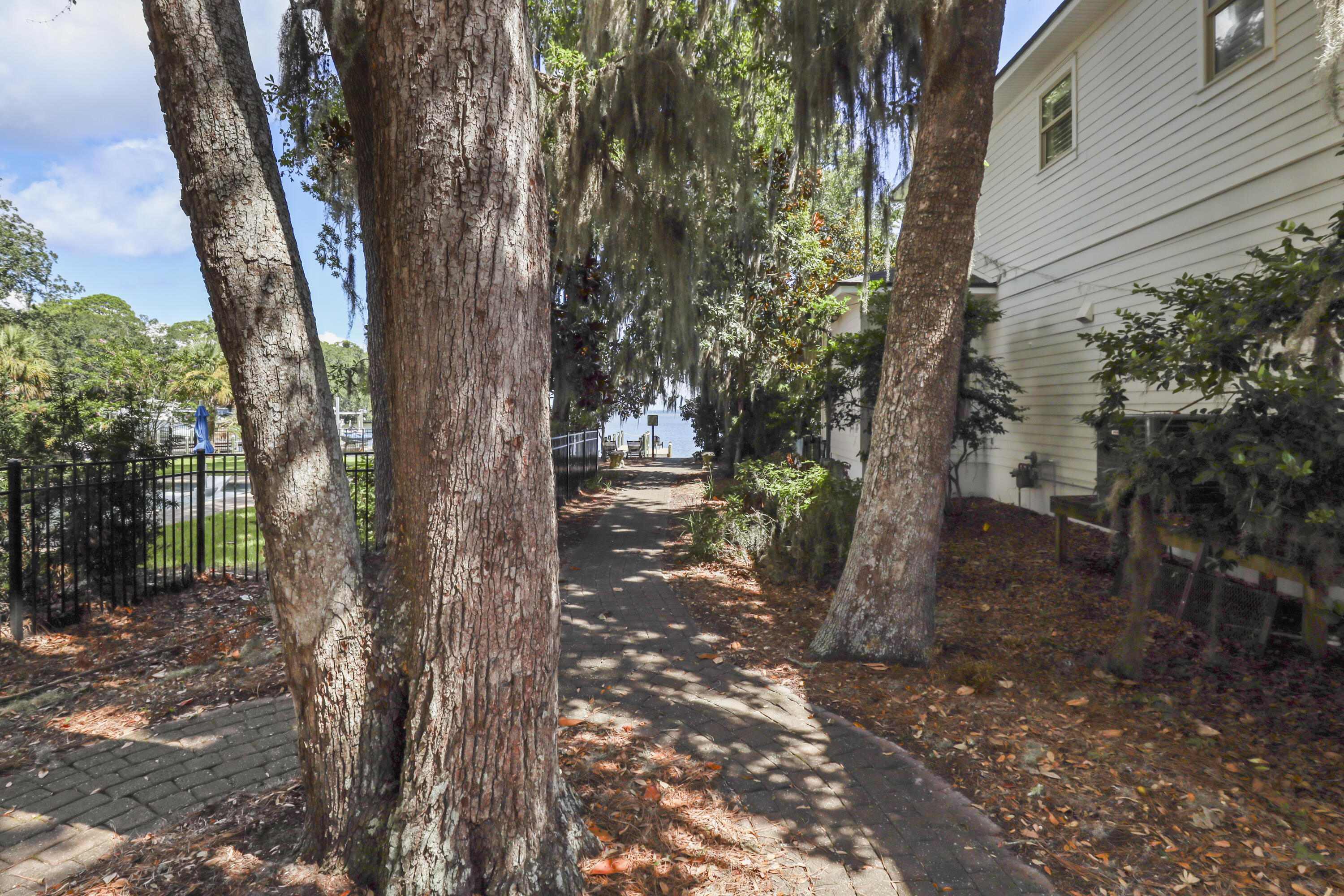 Sacred Oaks - Residential