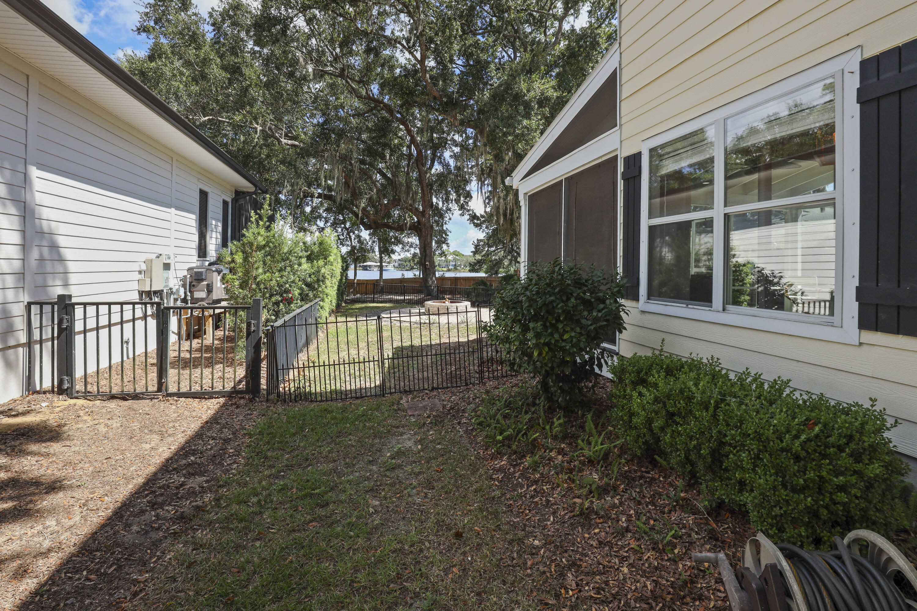 Sacred Oaks - Residential