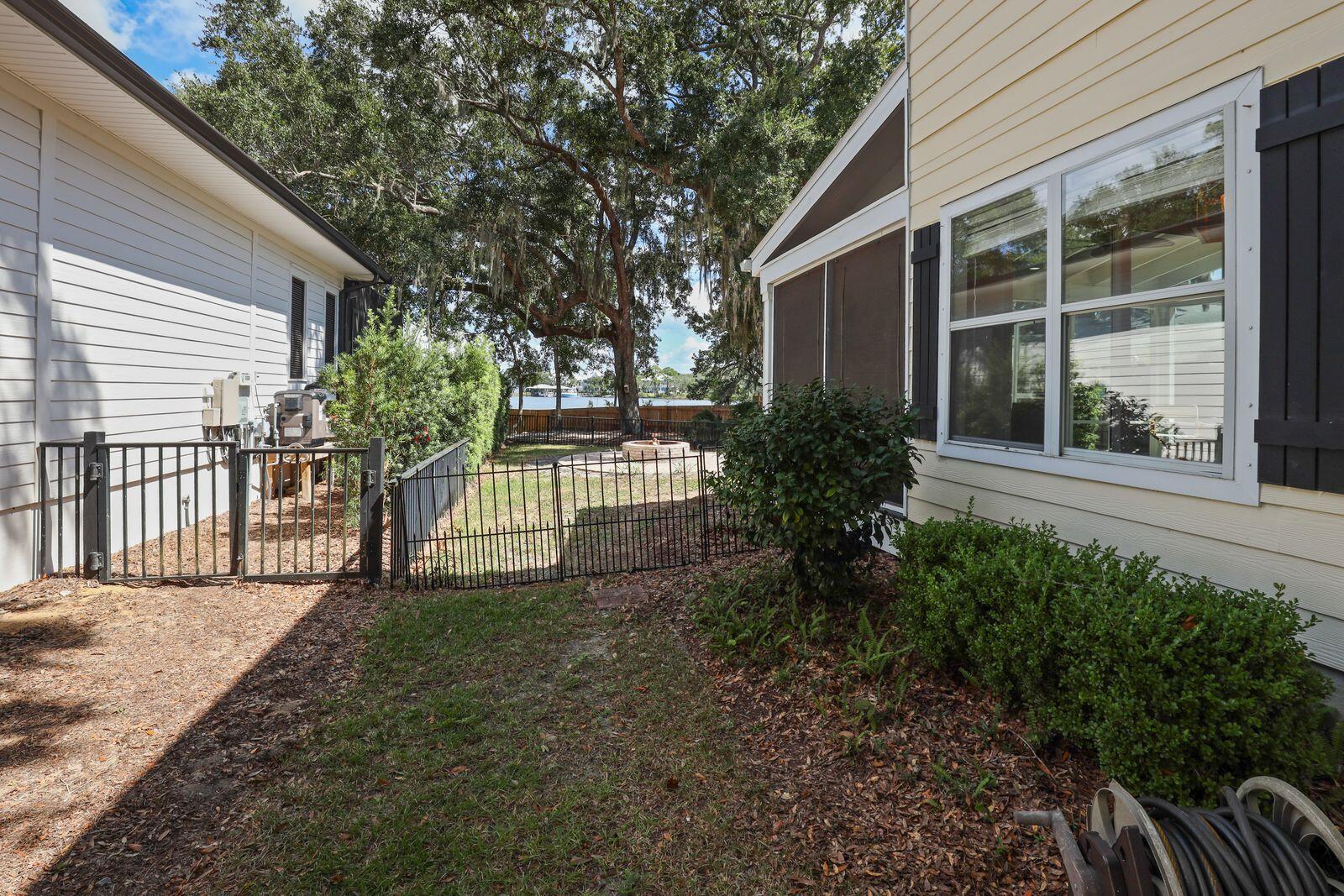 Sacred Oaks - Residential