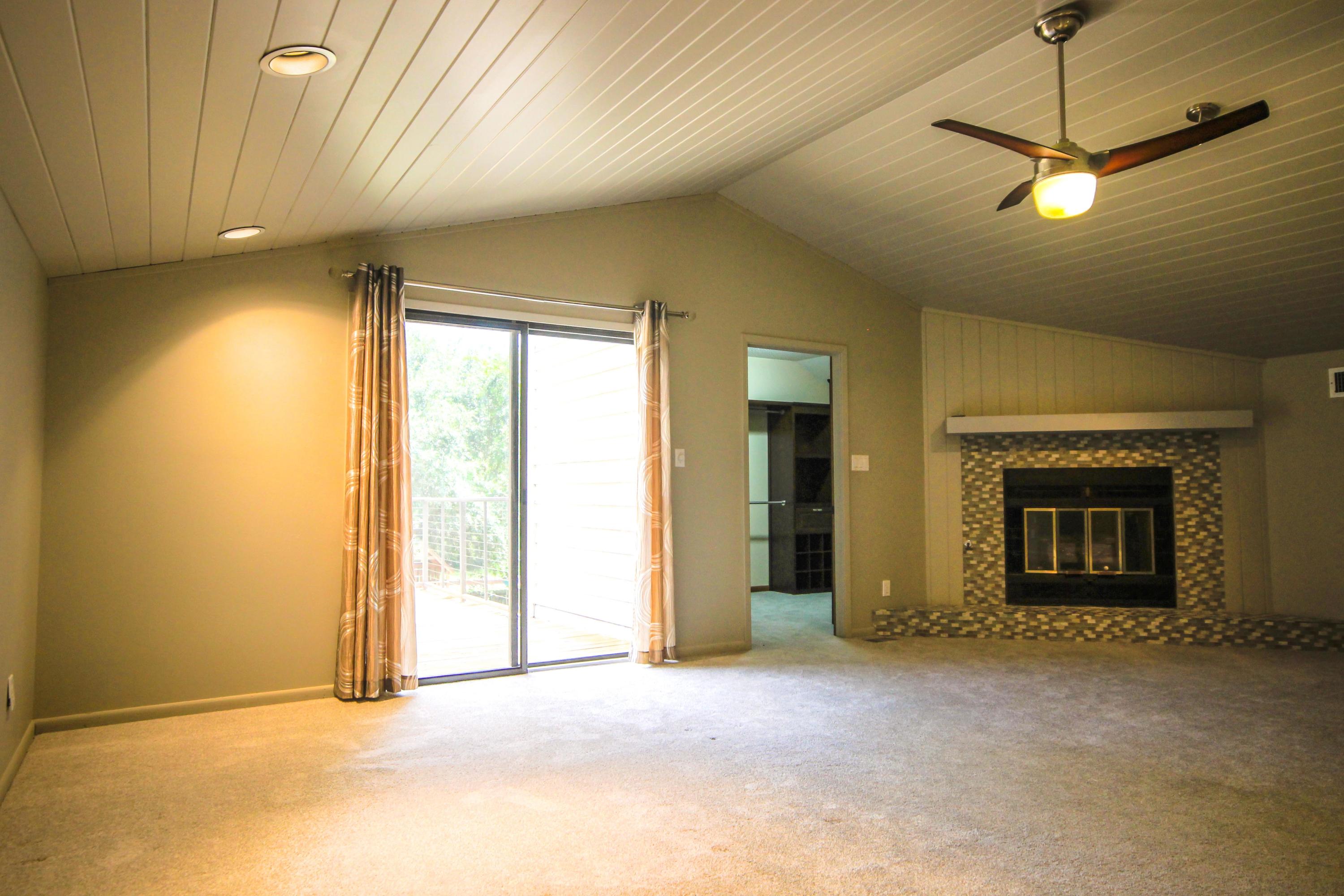 PARISH POINT - Residential