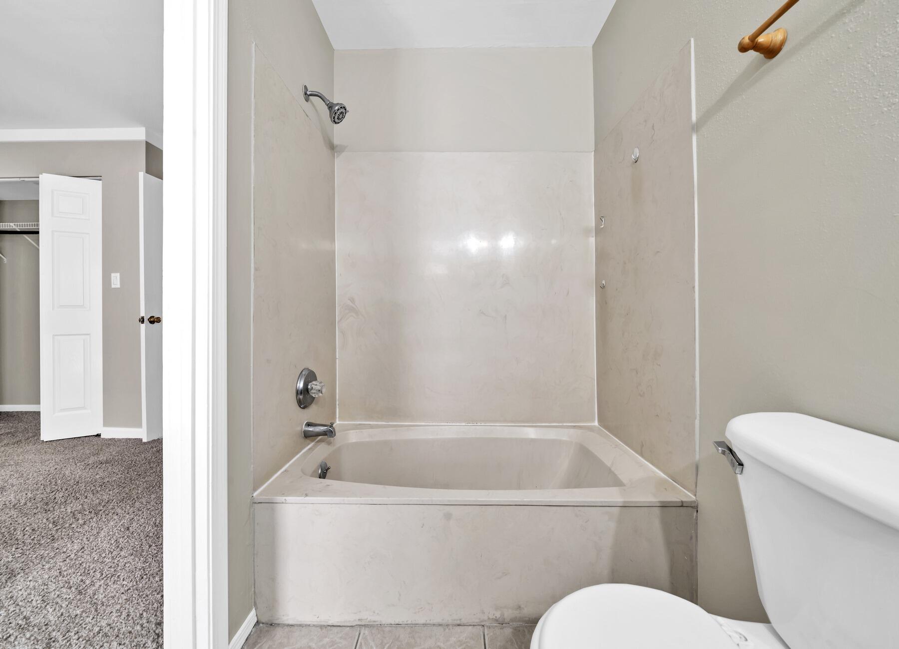 LEGION VILLAGE T/H - Residential Lease