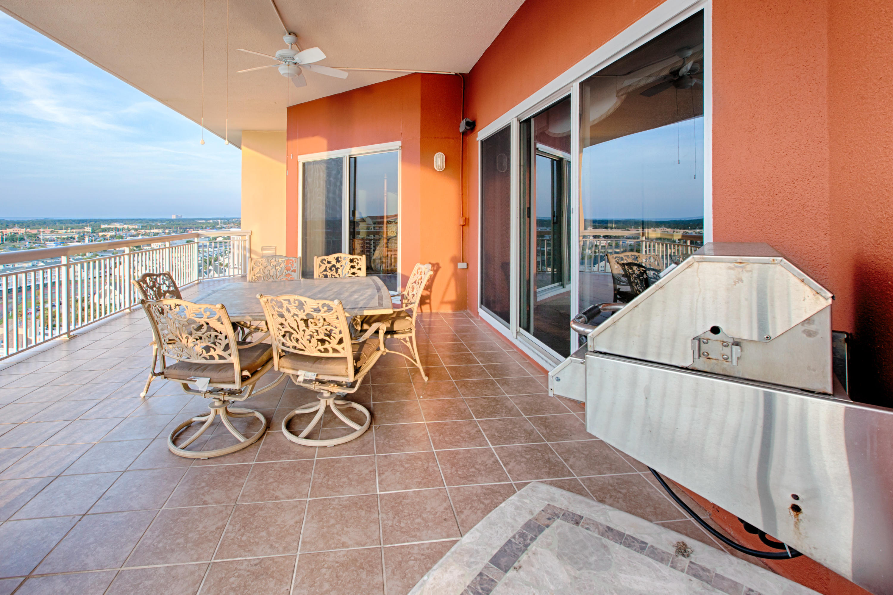 HARBOR LANDING - Residential