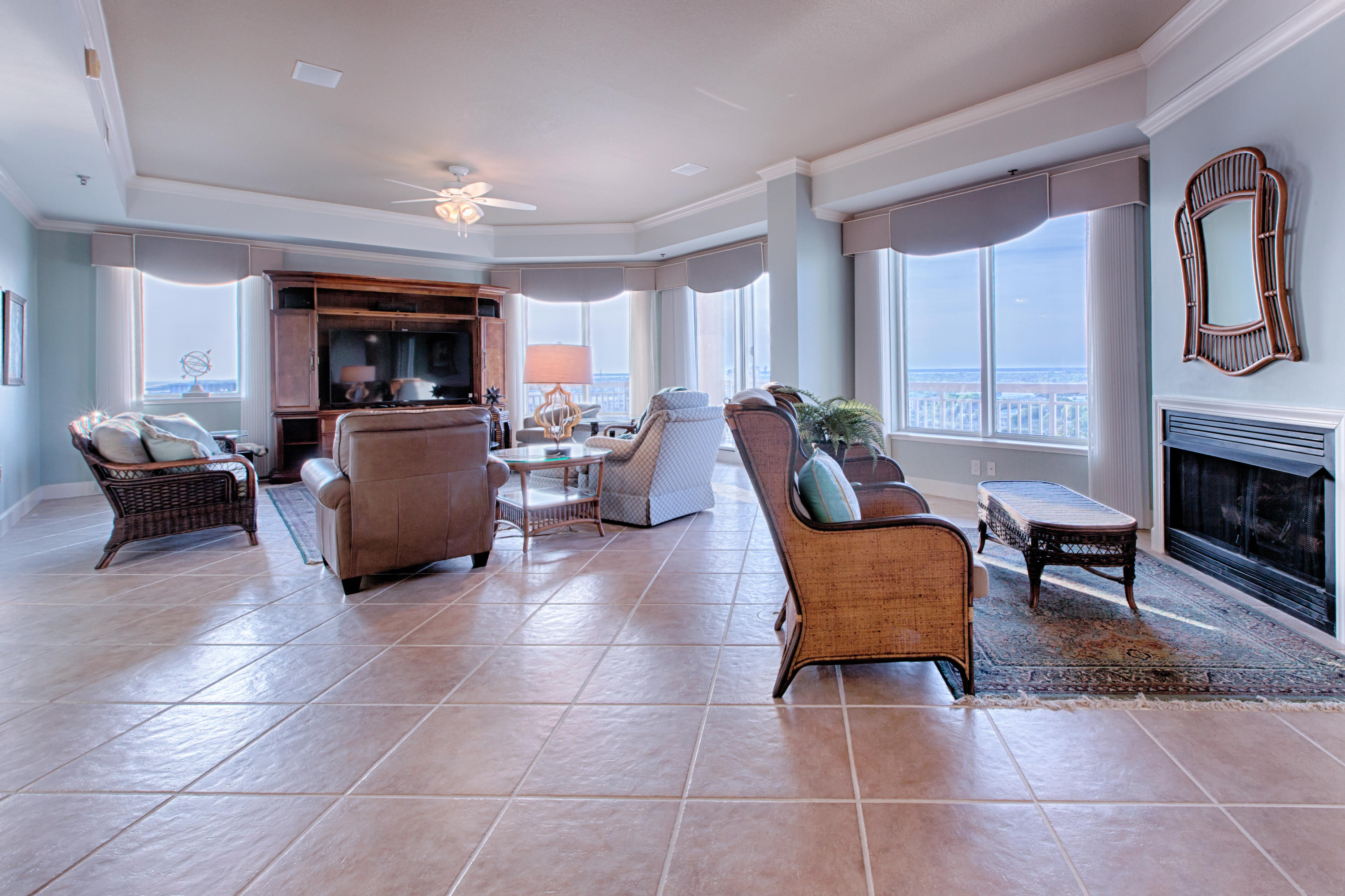 HARBOR LANDING - Residential