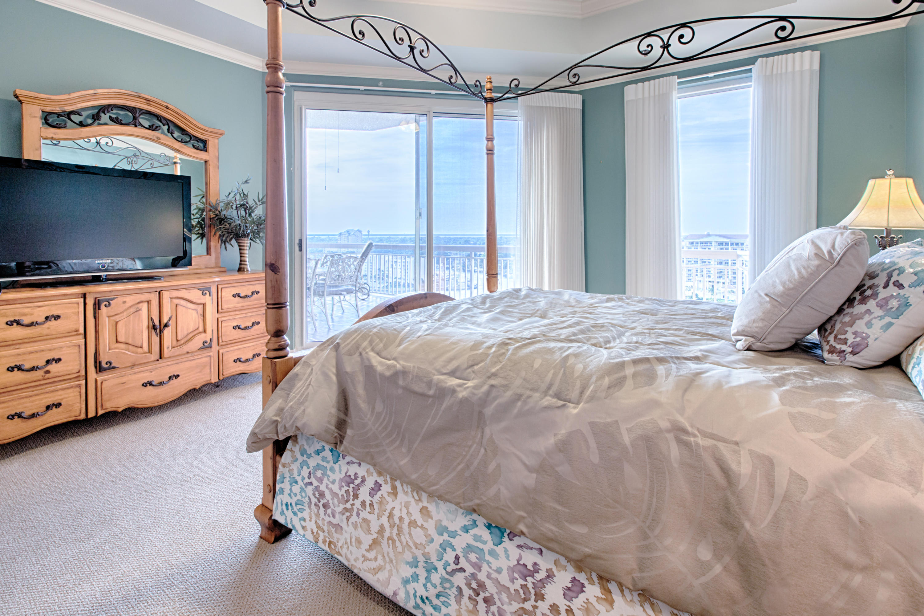 HARBOR LANDING - Residential