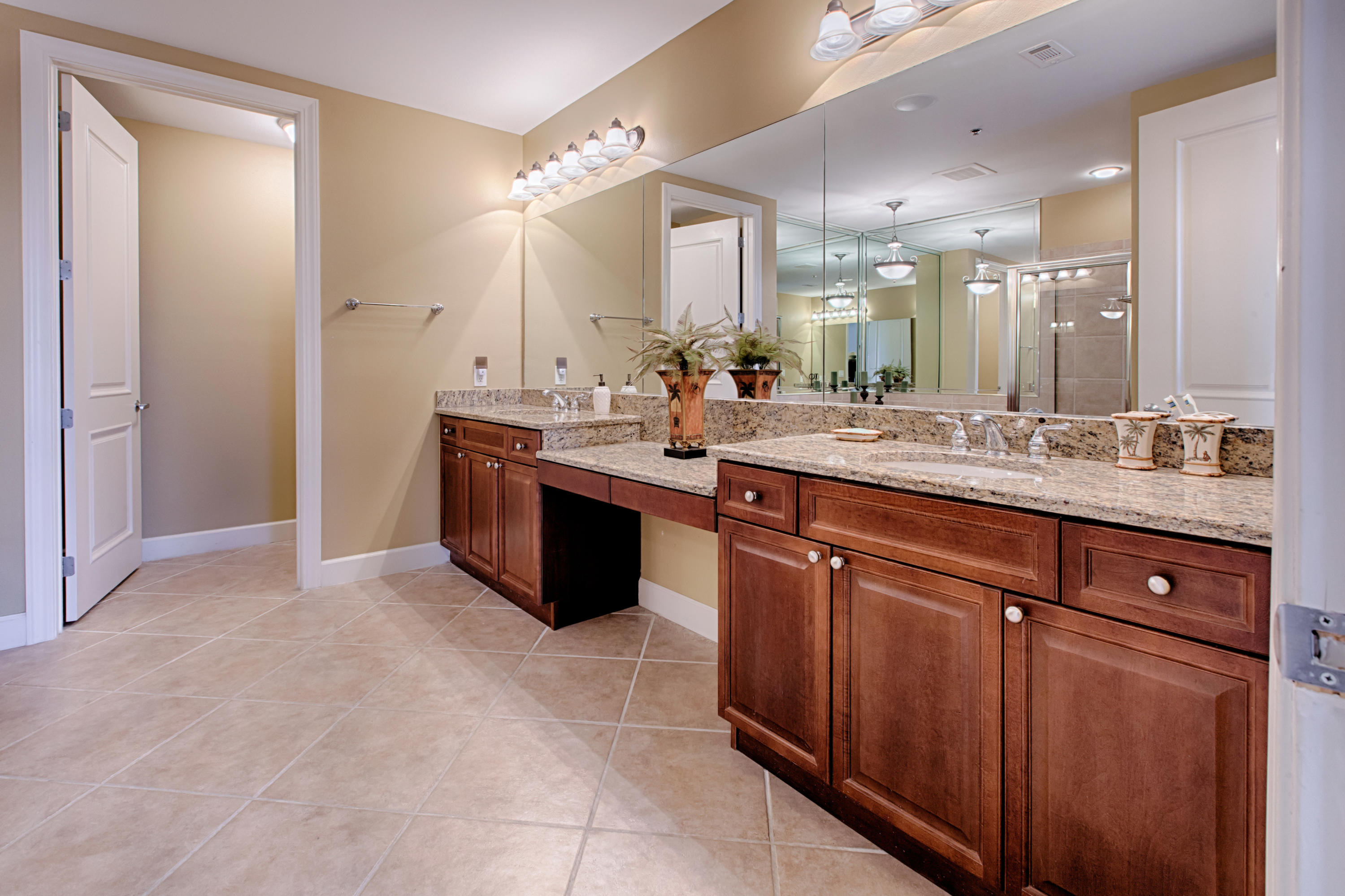 HARBOR LANDING - Residential