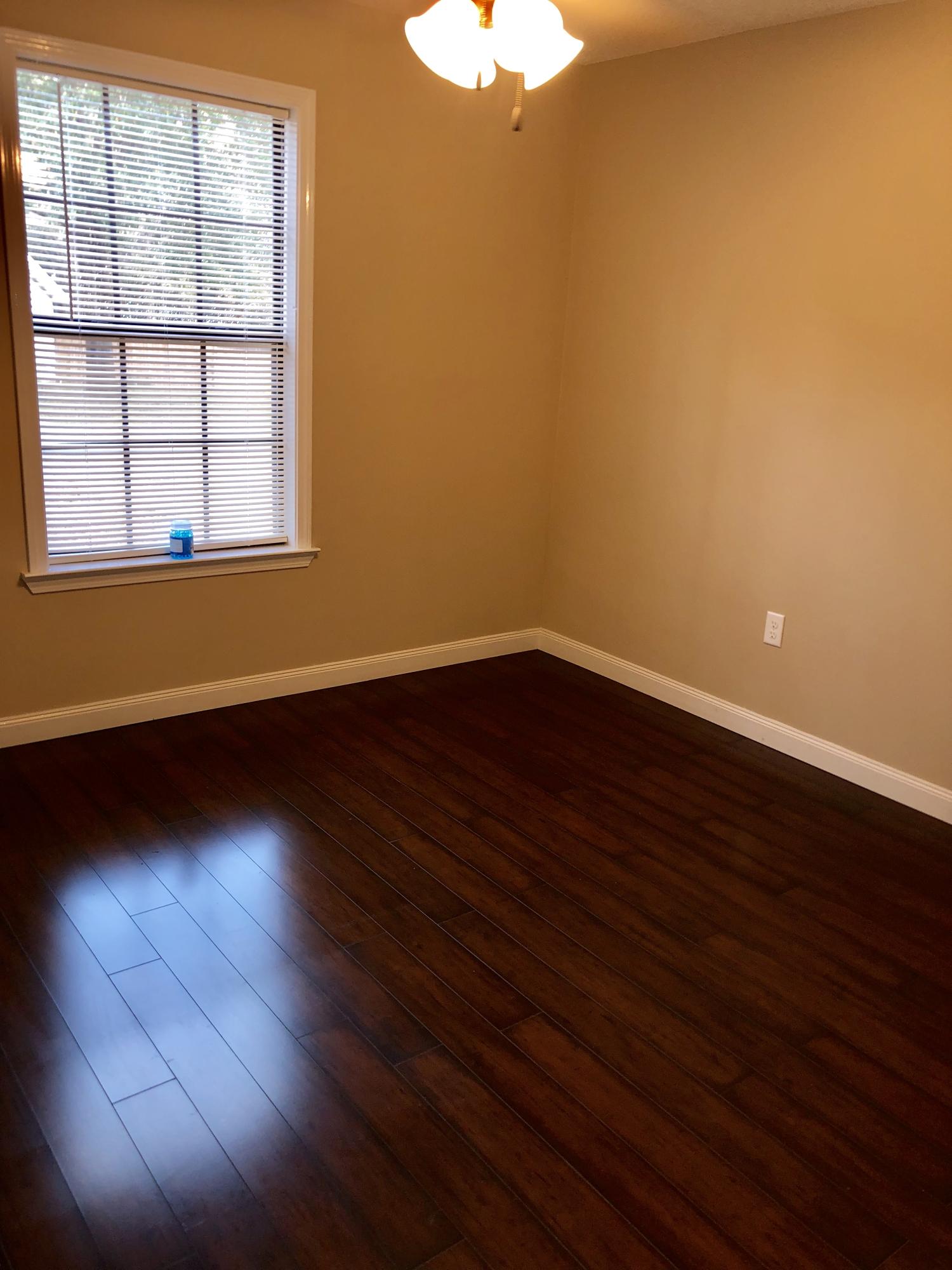 BEACONS BEND SOUTH LOT 1 BLK B - Residential