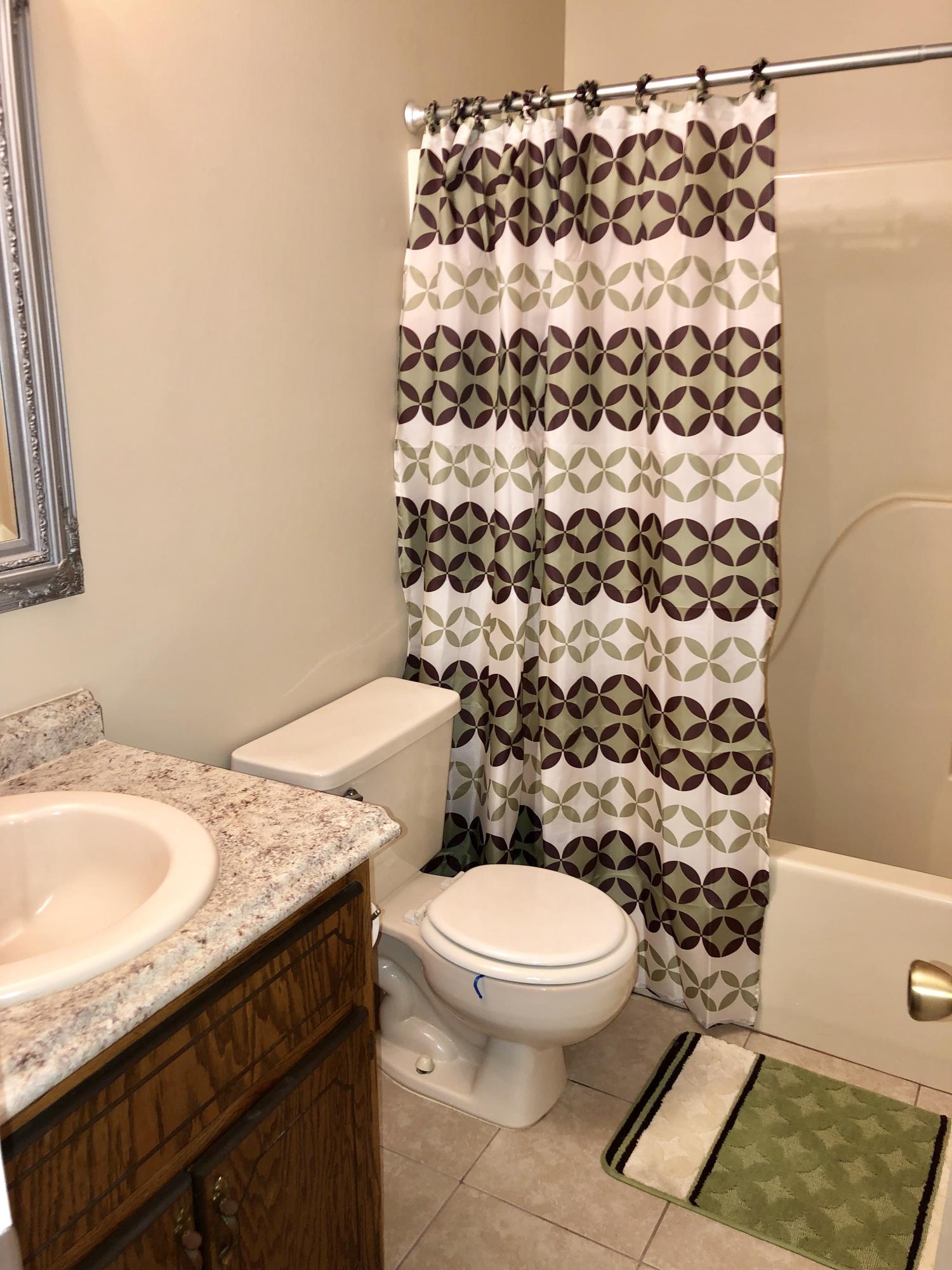 BEACONS BEND SOUTH LOT 1 BLK B - Residential