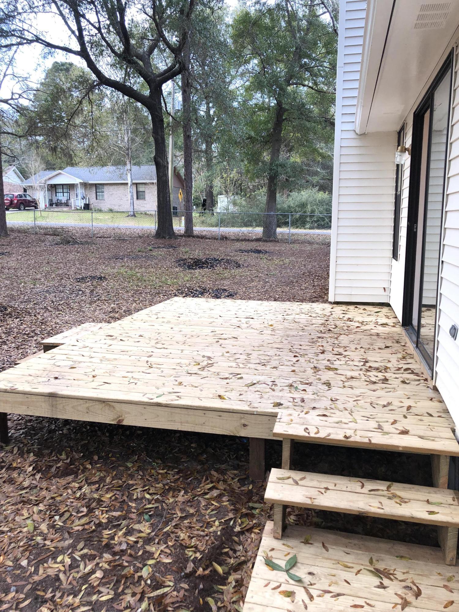 BEACONS BEND SOUTH LOT 1 BLK B - Residential