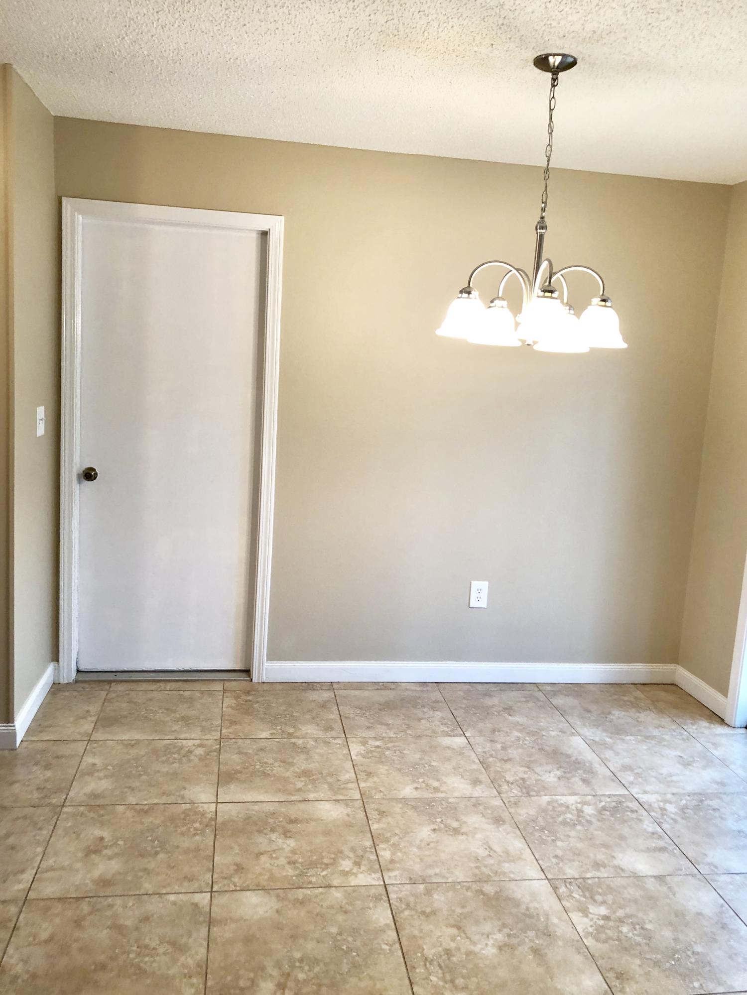 BEACONS BEND SOUTH LOT 1 BLK B - Residential