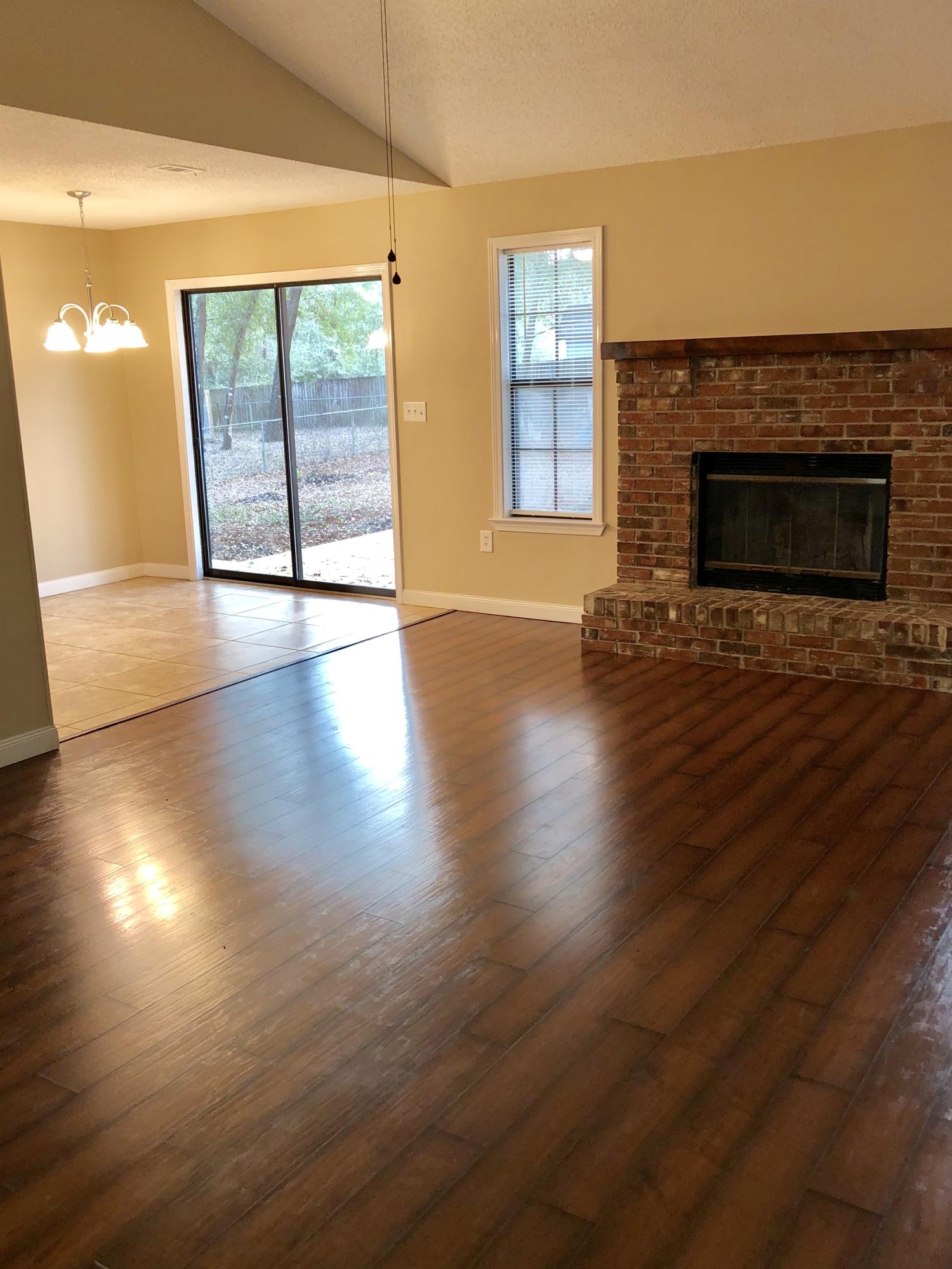 BEACONS BEND SOUTH LOT 1 BLK B - Residential