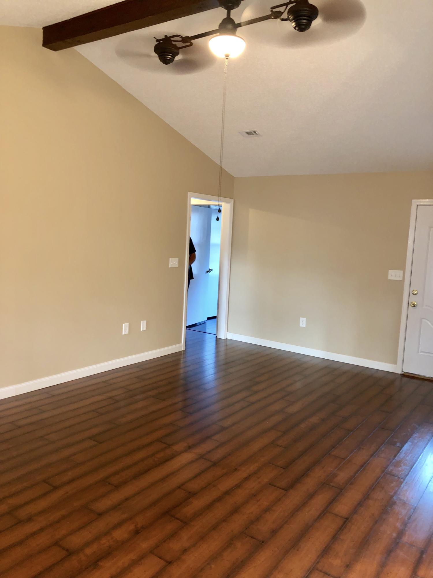 BEACONS BEND SOUTH LOT 1 BLK B - Residential