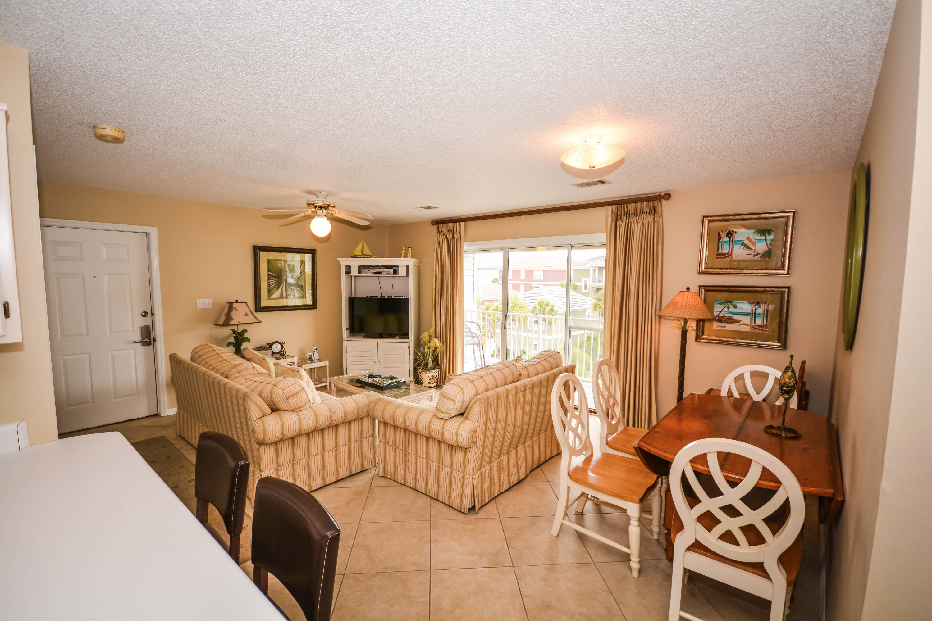 BEACHSIDE VILLAS CONDO PH 1 - Residential