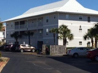 BEACHSIDE VILLAS CONDO PH 1 - Residential