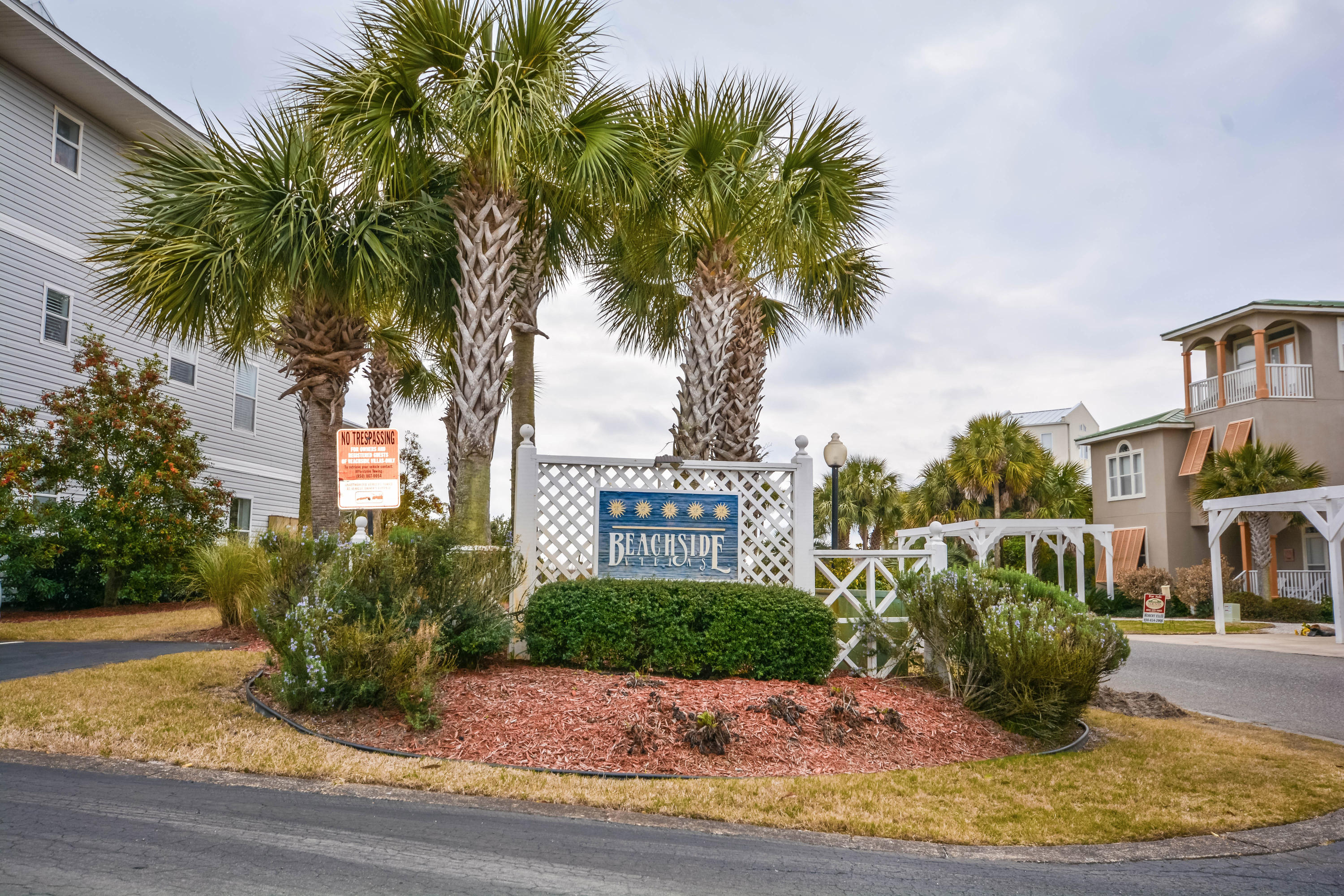 BEACHSIDE VILLAS CONDO PH 1 - Residential