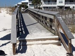 BEACHSIDE VILLAS CONDO PH 1 - Residential