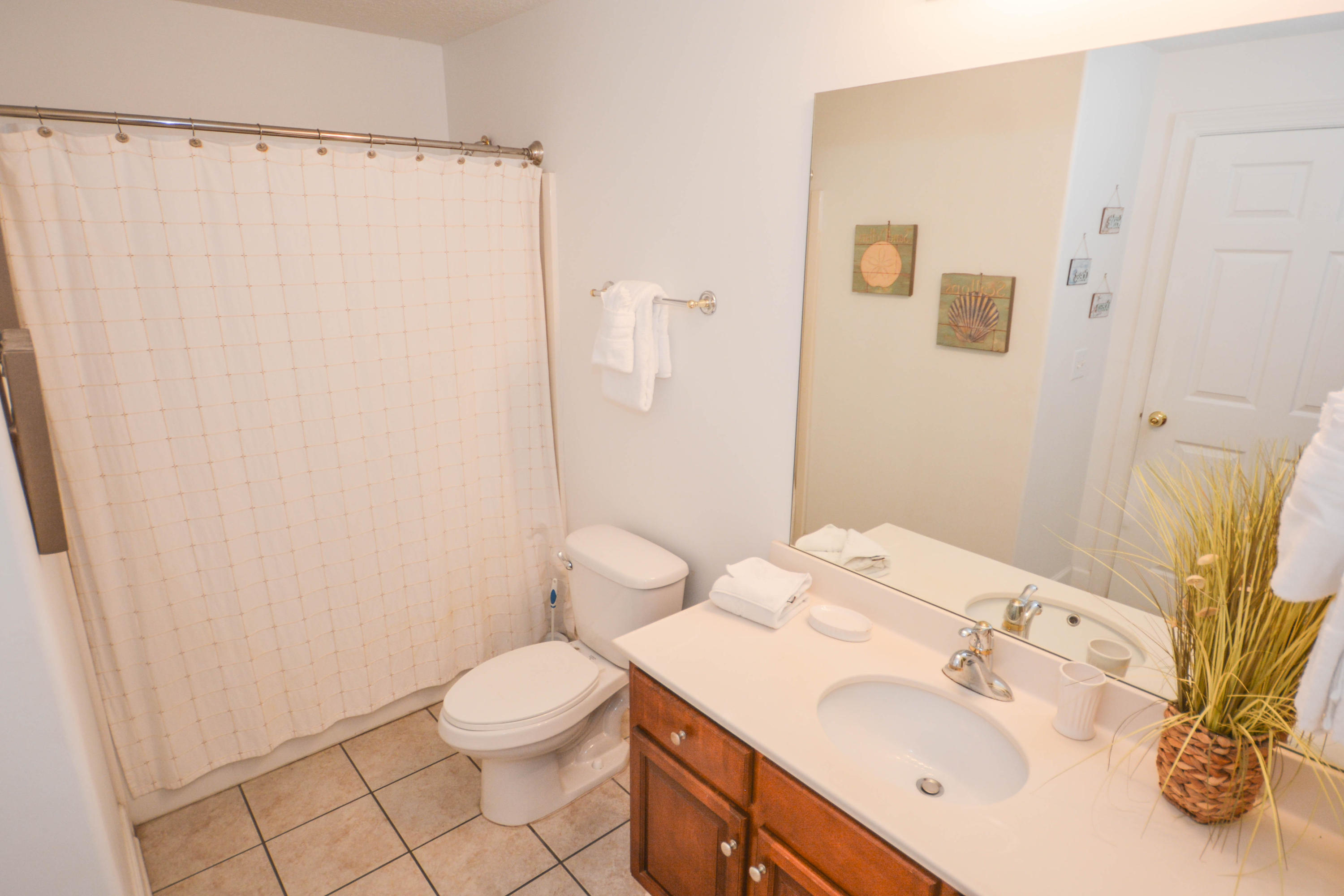 TROPIC WINDS - Residential