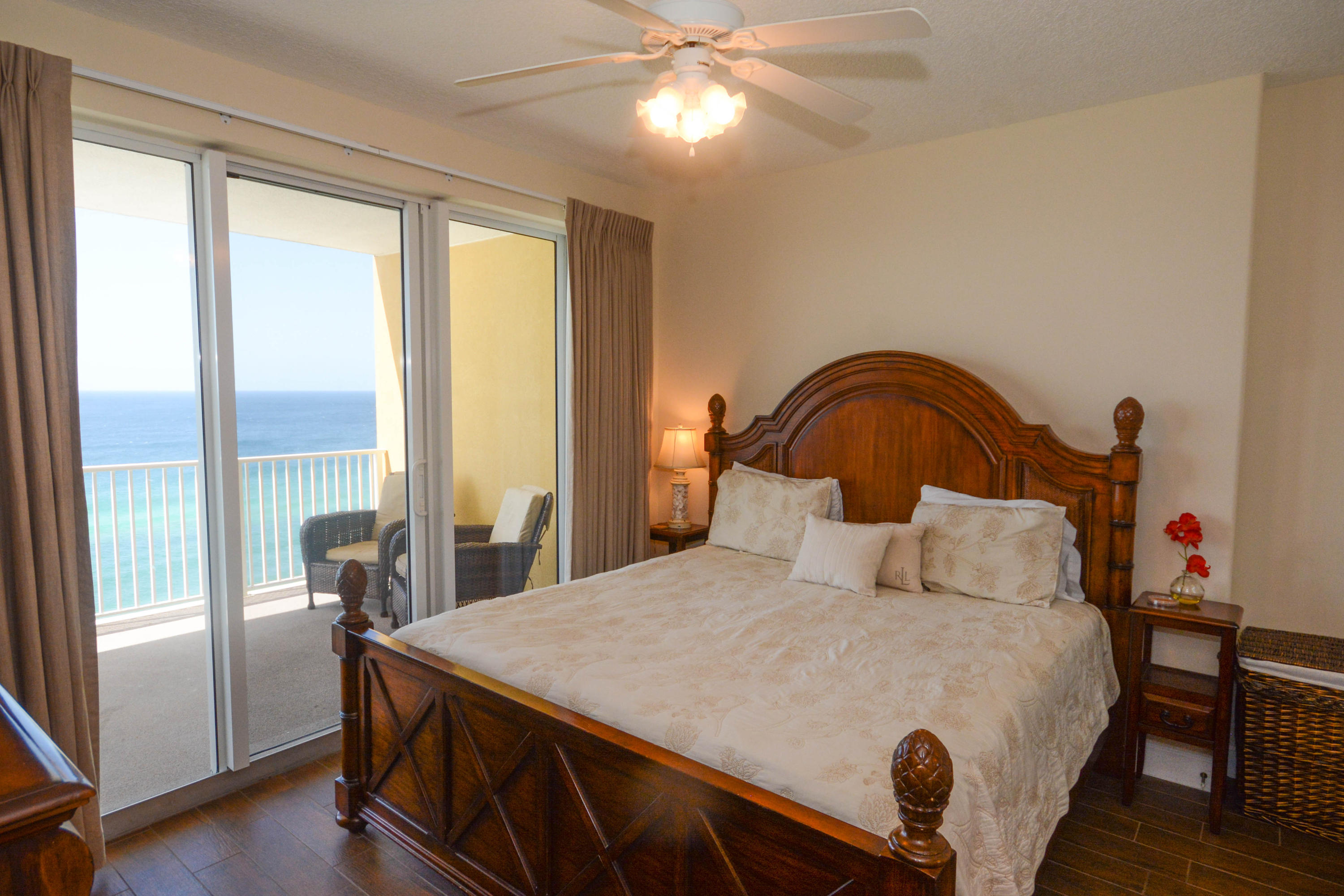 TROPIC WINDS - Residential