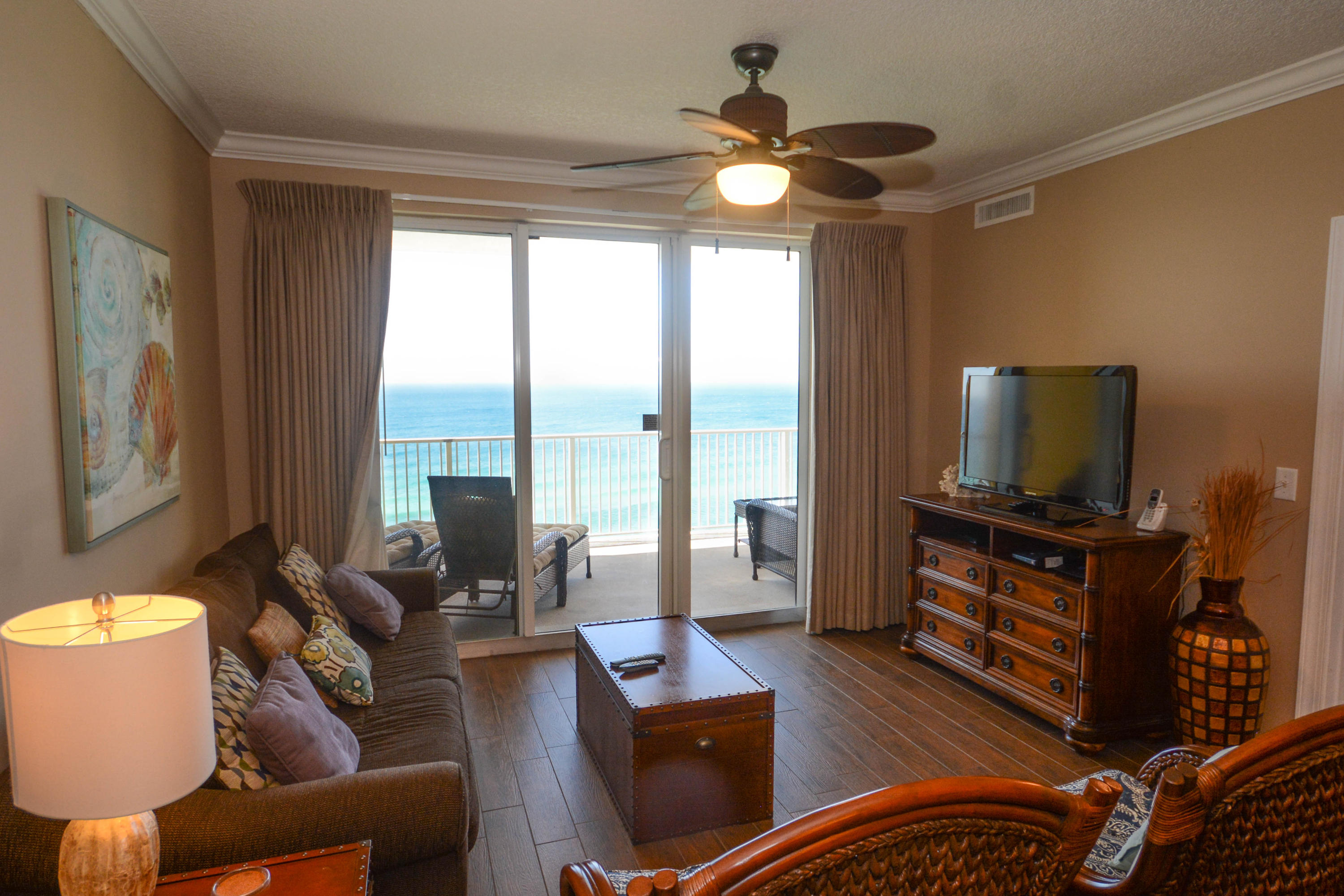 TROPIC WINDS - Residential