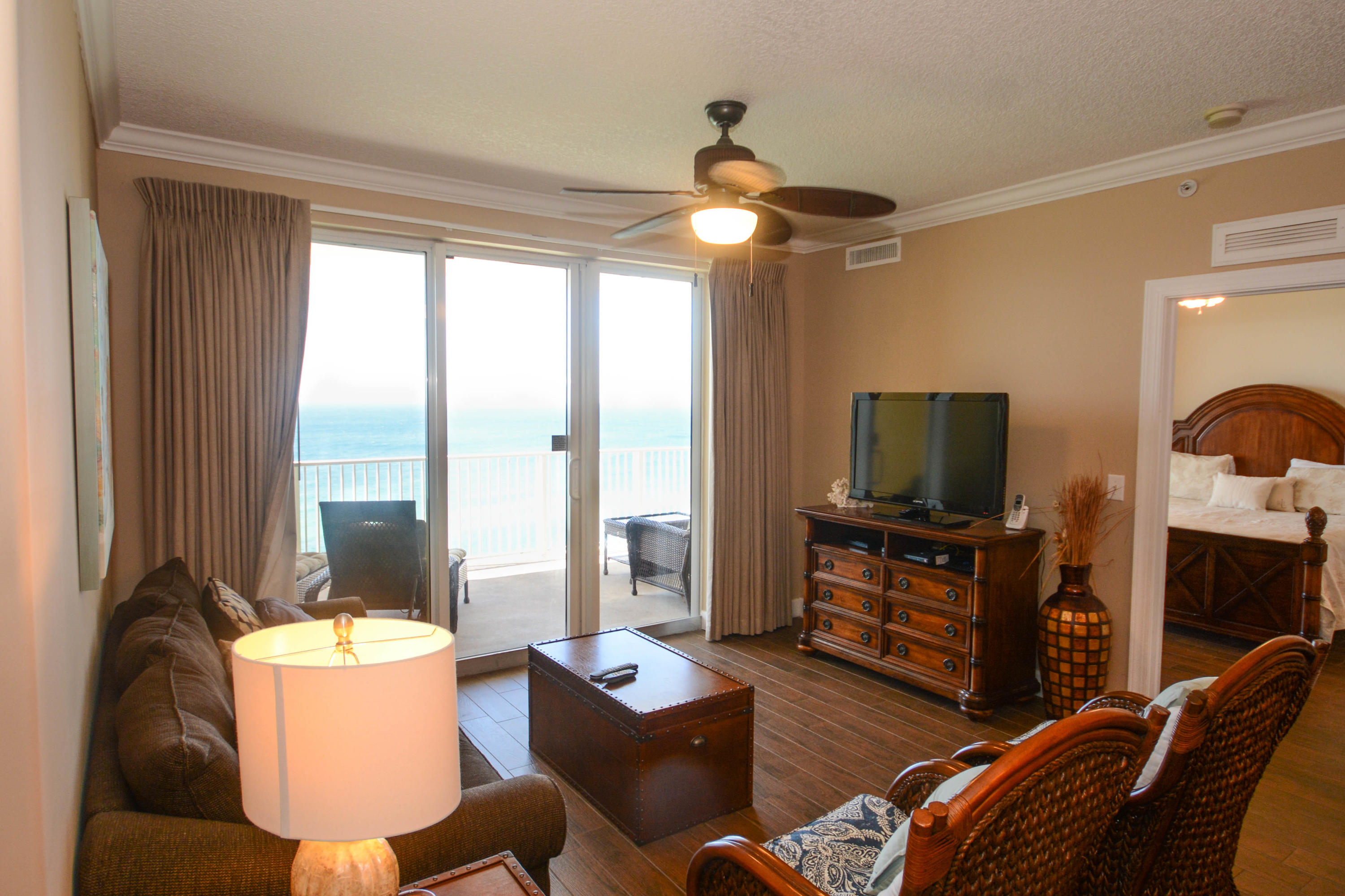 TROPIC WINDS - Residential