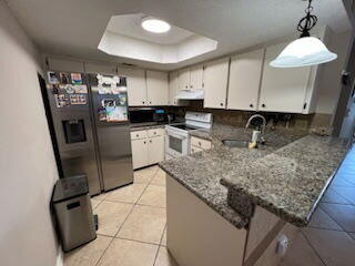 WOODLAND PARK ESTATES - Residential Lease