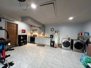 WOODLAND PARK ESTATES - Residential Lease