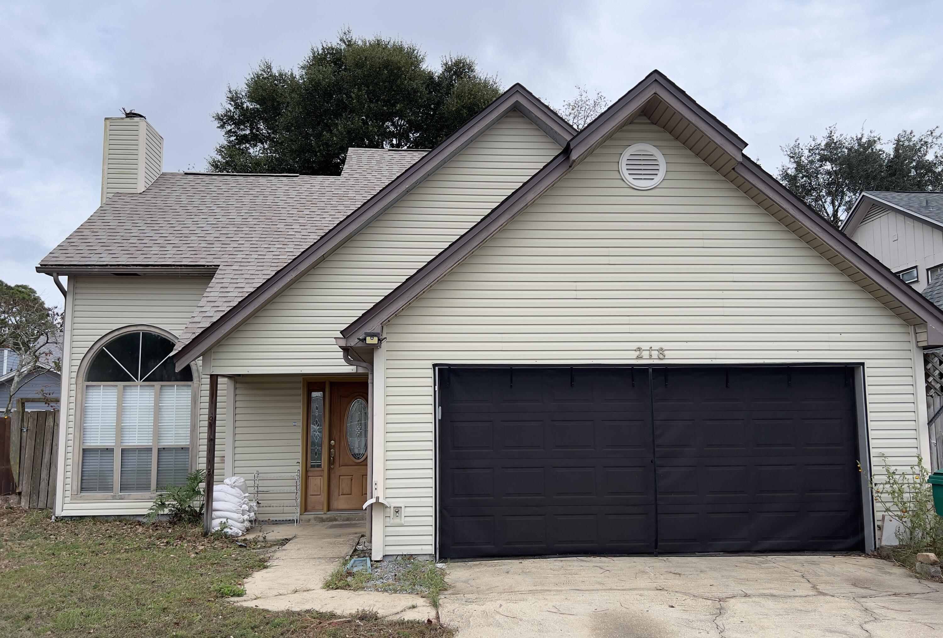 WOODLAND PARK ESTATES - Residential Lease