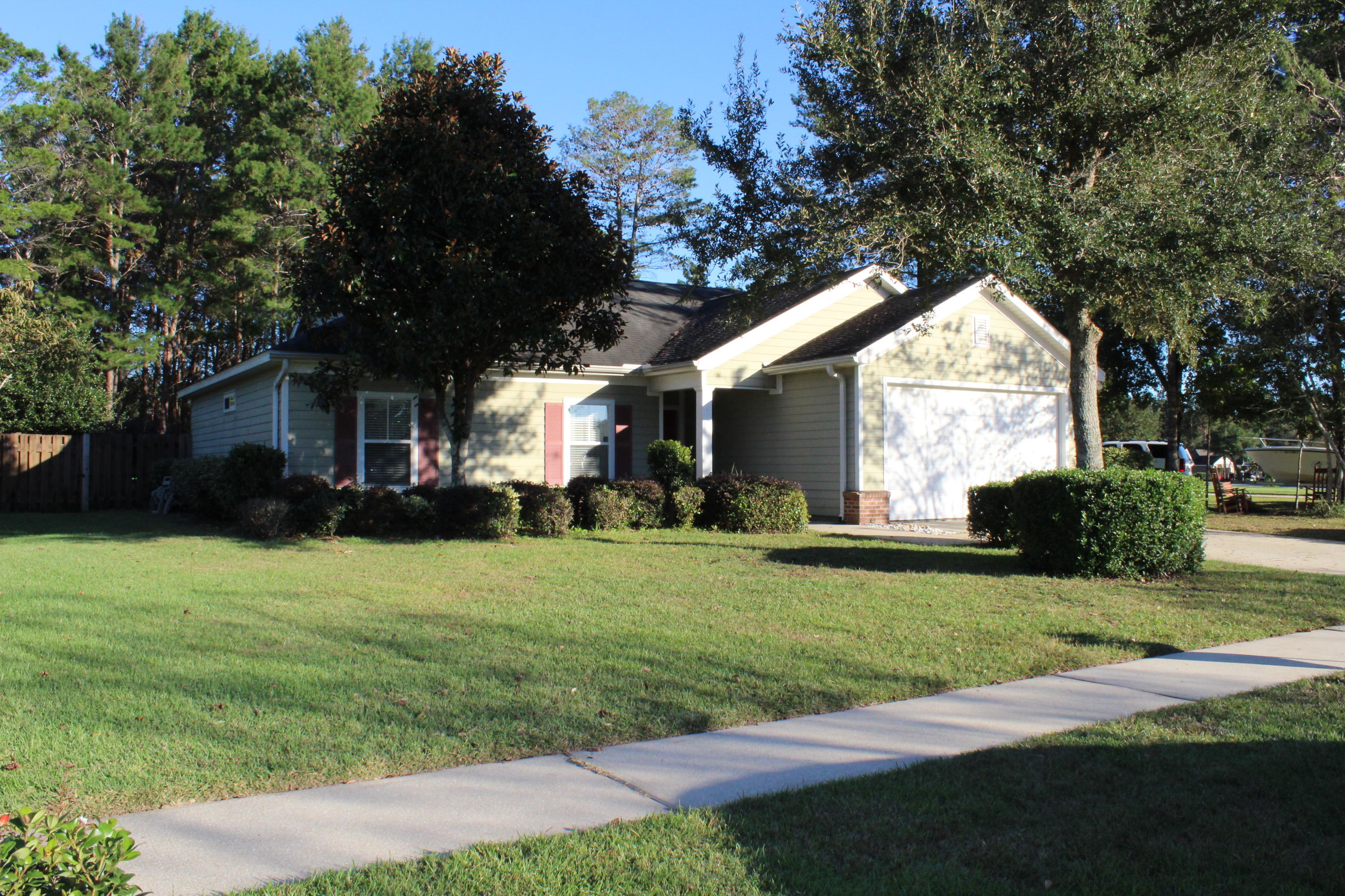 GARDENS AT HAMMOCK BAY - Residential