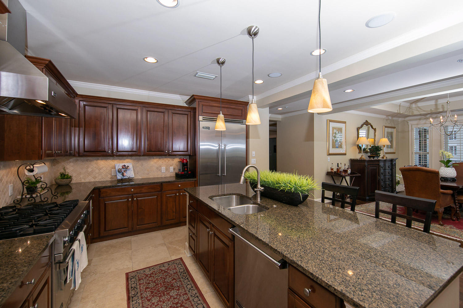 ONE WATER PLACE AT KELLY PLANTATION - Residential