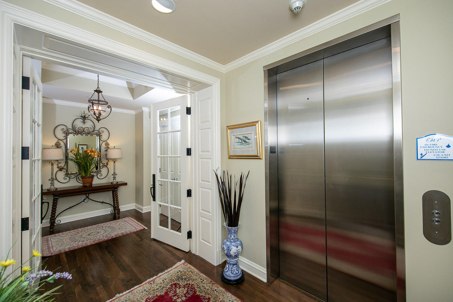 ONE WATER PLACE AT KELLY PLANTATION - Residential